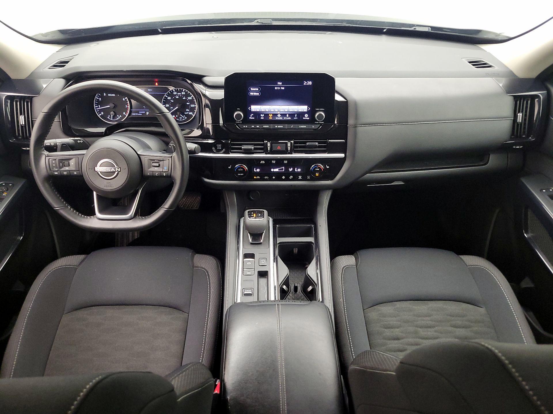 Thumbnail: 2025 Nissan Pathfinder - 9