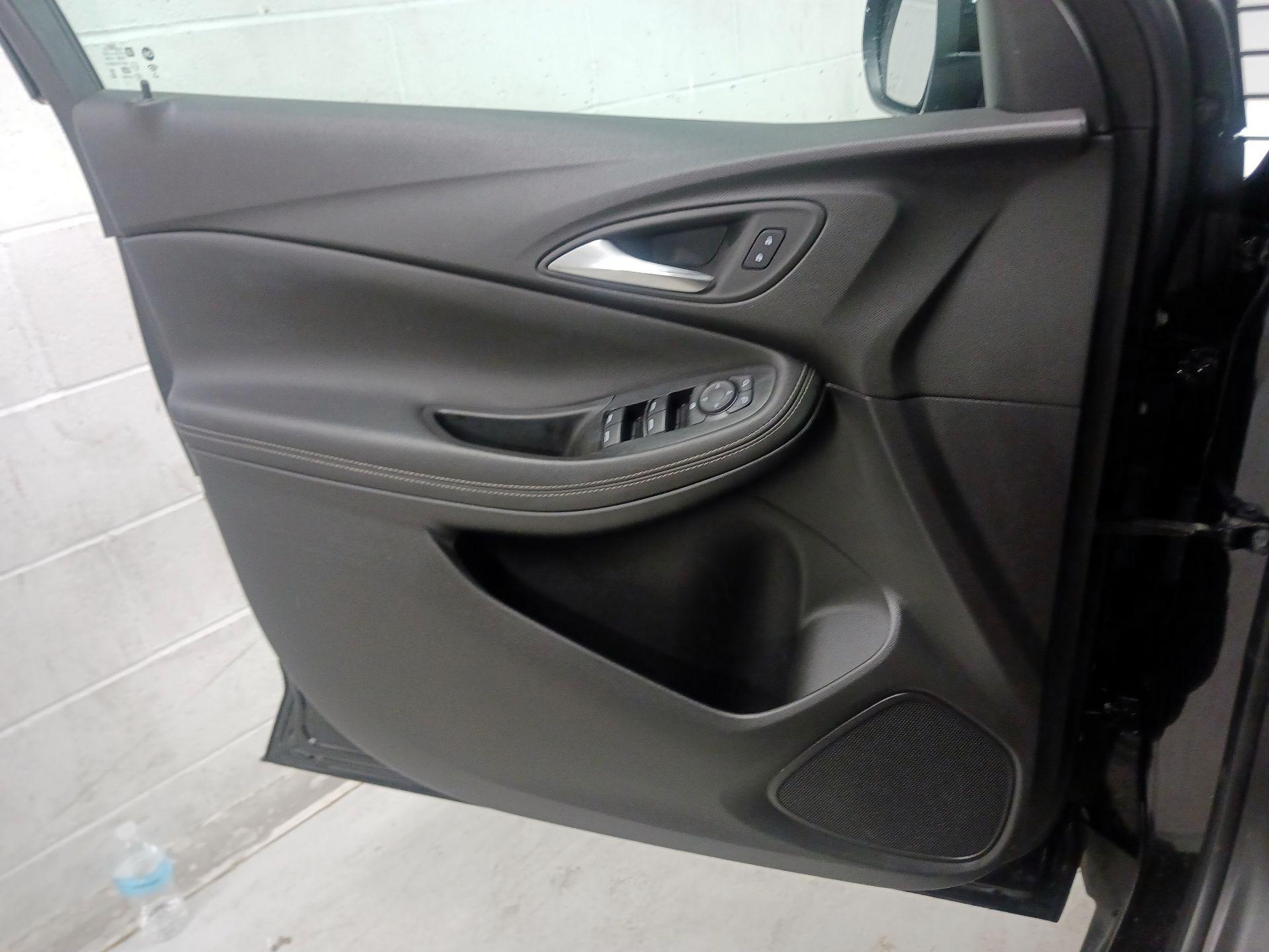 Thumbnail: 2025 Buick Encore GX - 11