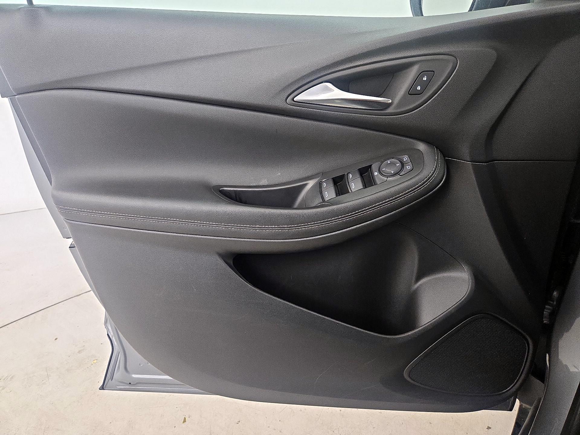 Thumbnail: 2025 Buick Encore GX - 12