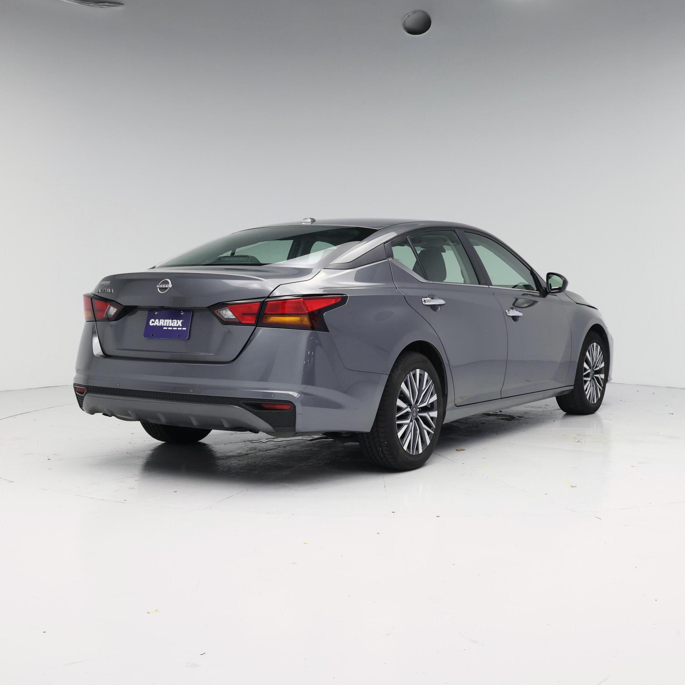 Thumbnail: 2025 Nissan Altima - 8