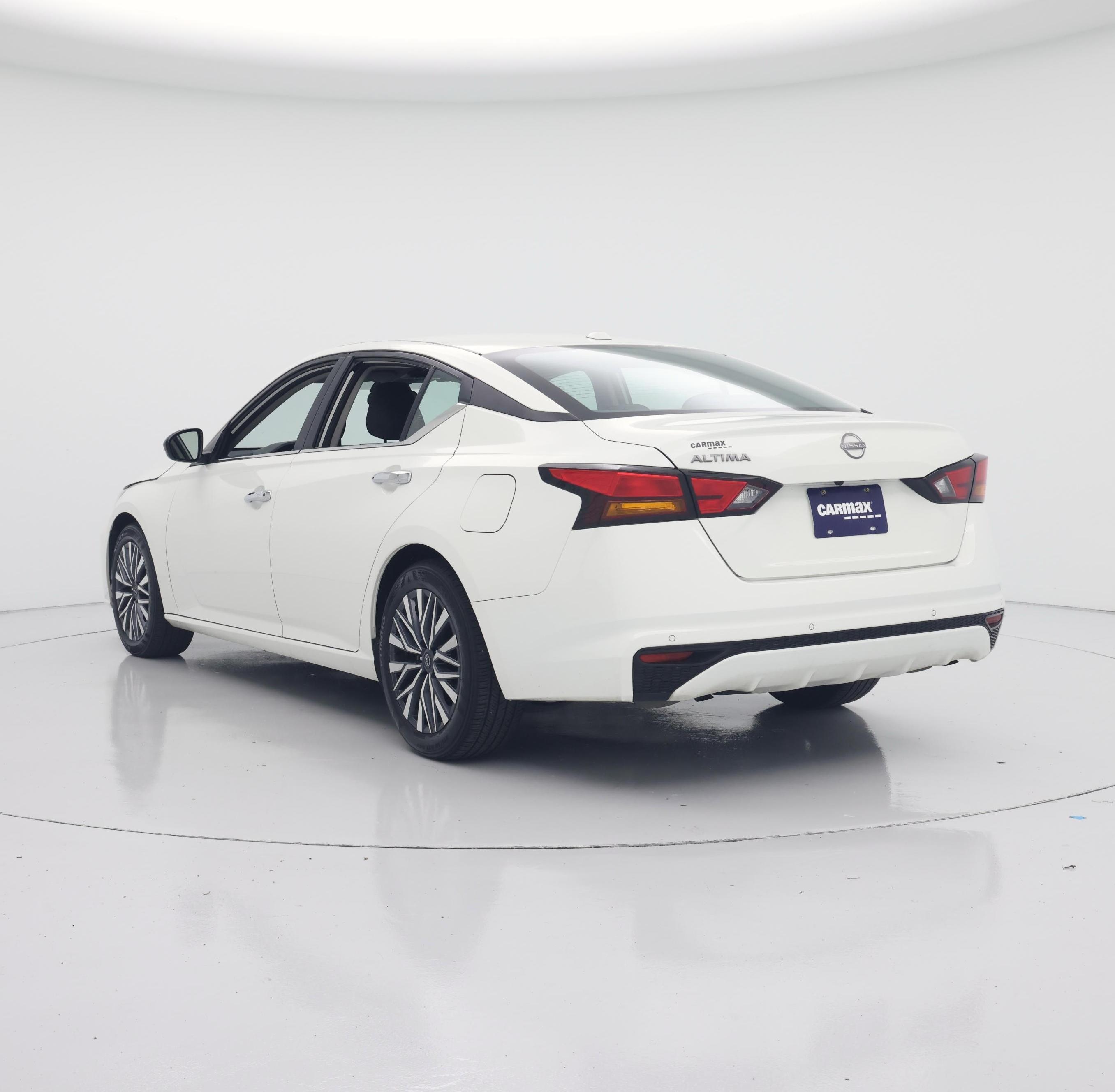 Thumbnail: 2025 Nissan Altima - 2