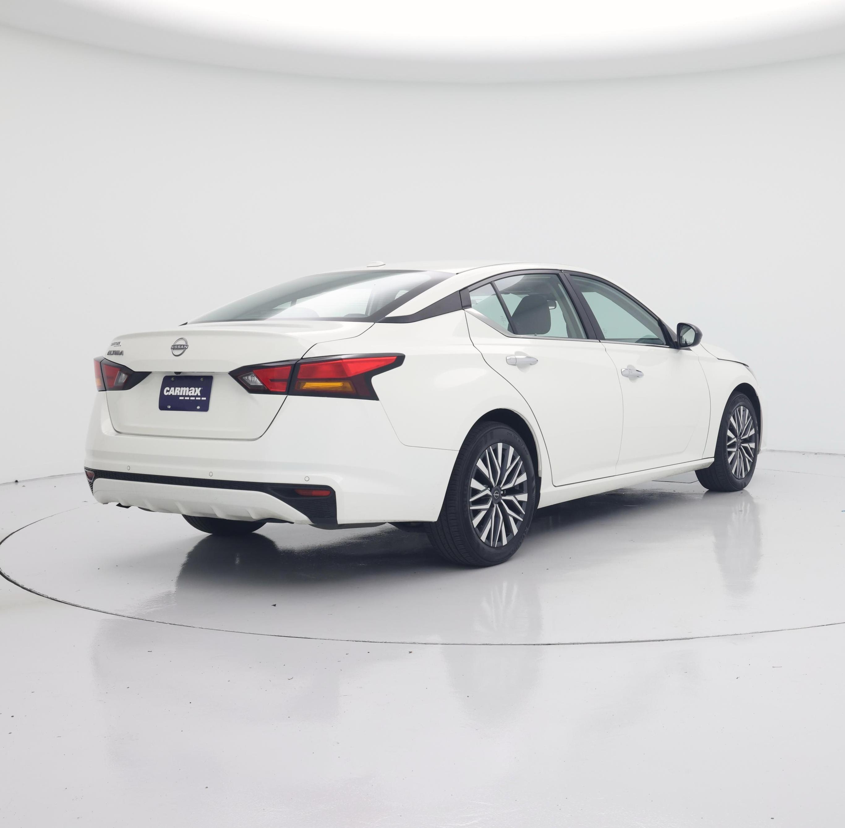 Thumbnail: 2025 Nissan Altima - 8