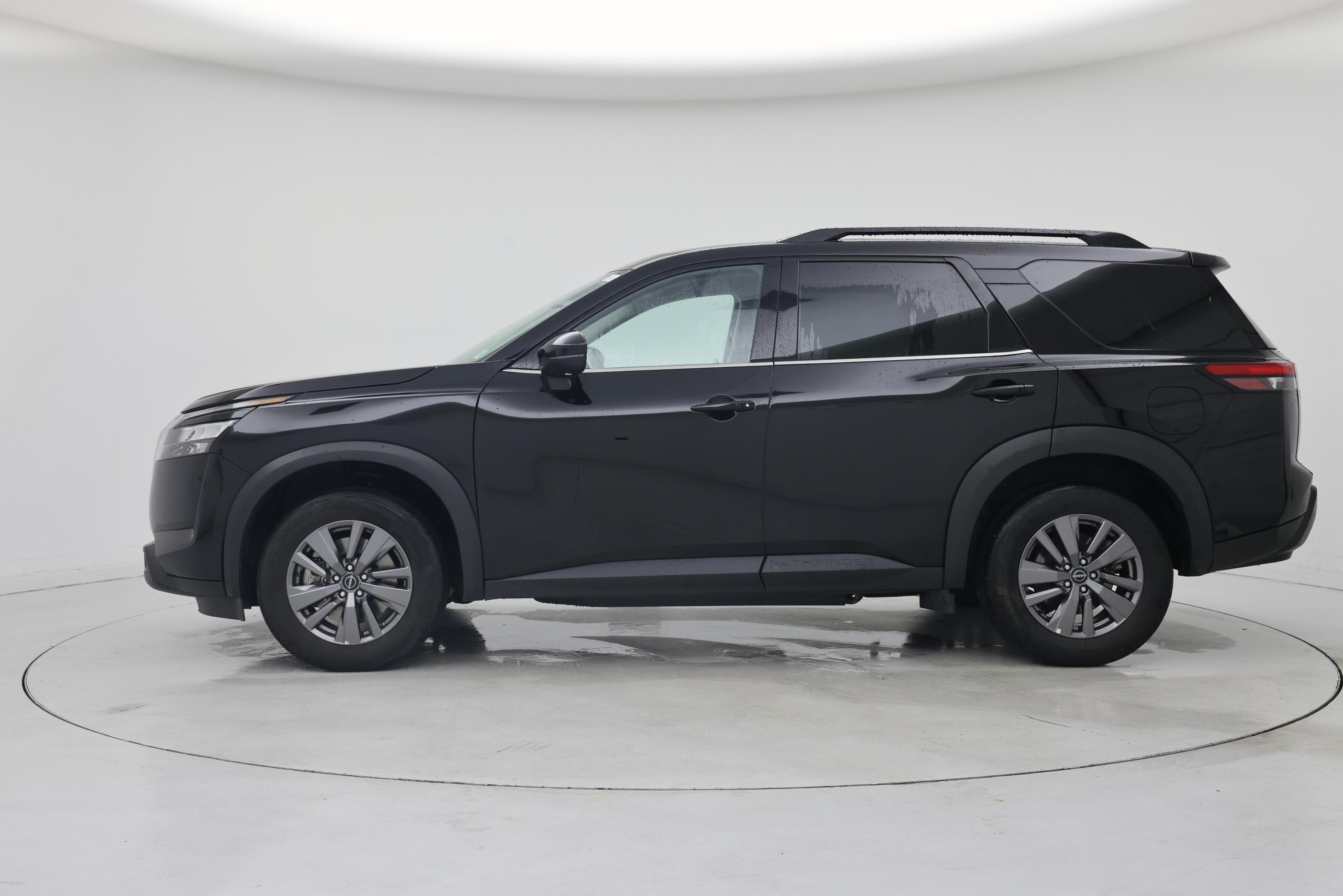 Thumbnail: 2025 Nissan Pathfinder - 3