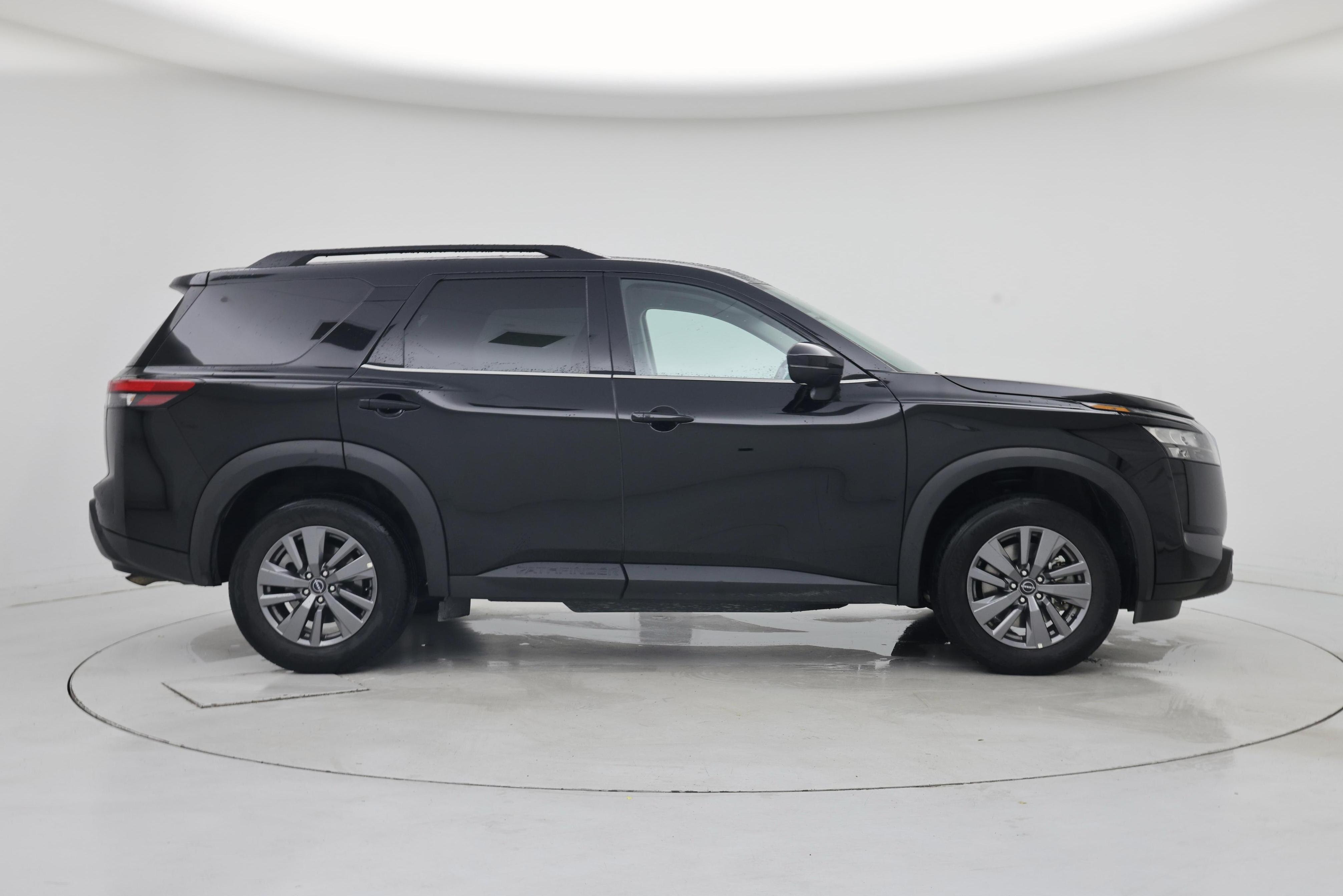 Thumbnail: 2025 Nissan Pathfinder - 7