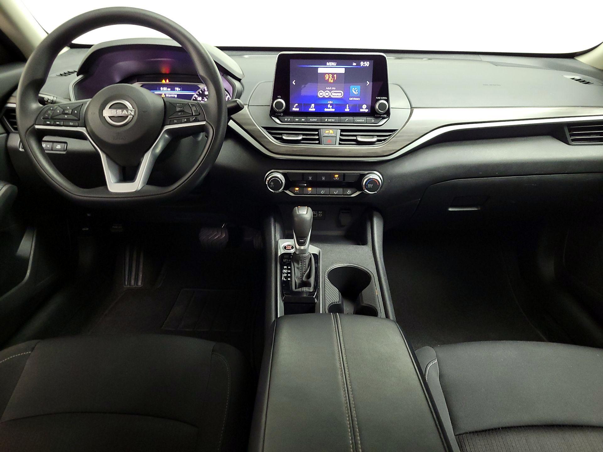 Thumbnail: 2025 Nissan Altima - 9