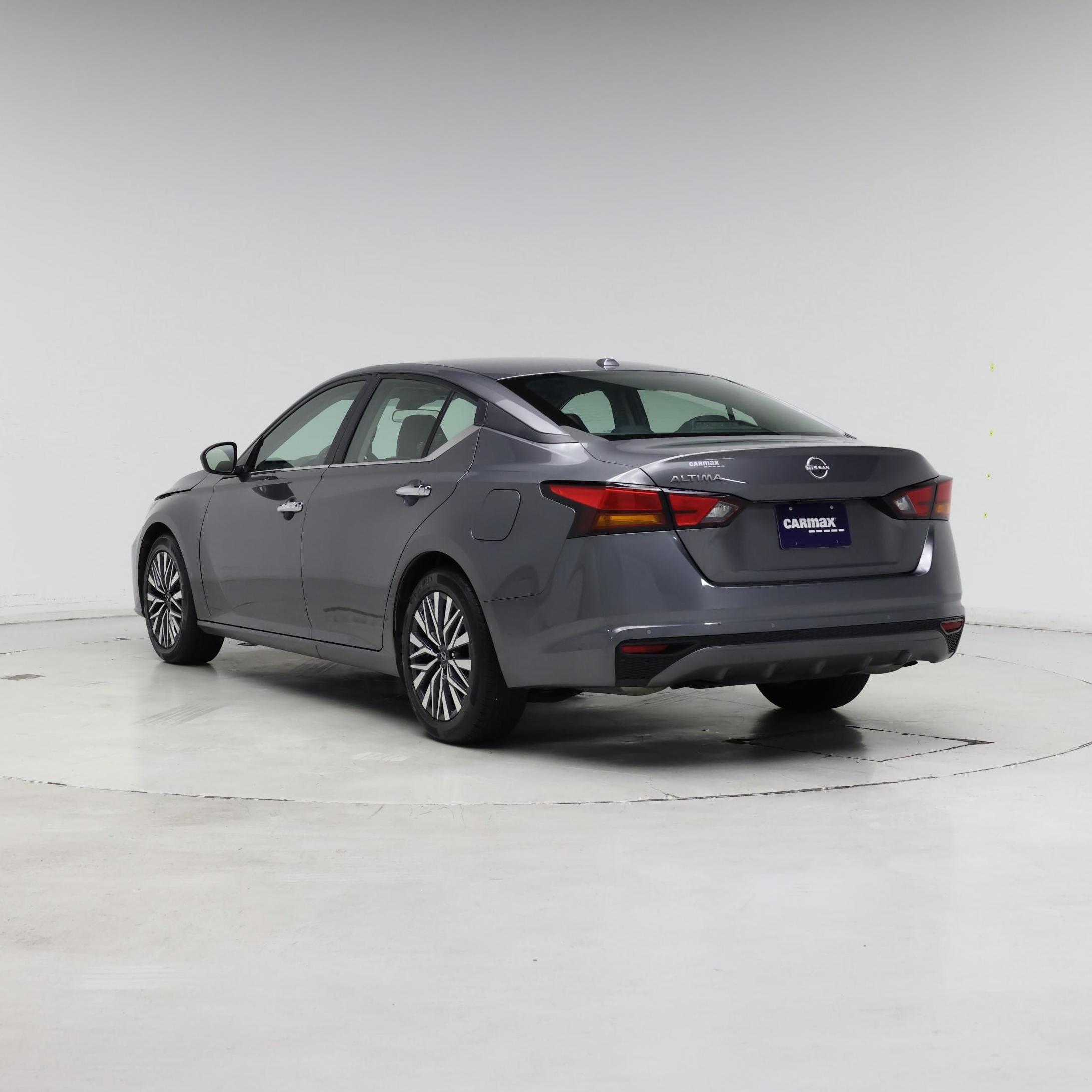 Thumbnail: 2025 Nissan Altima - 2