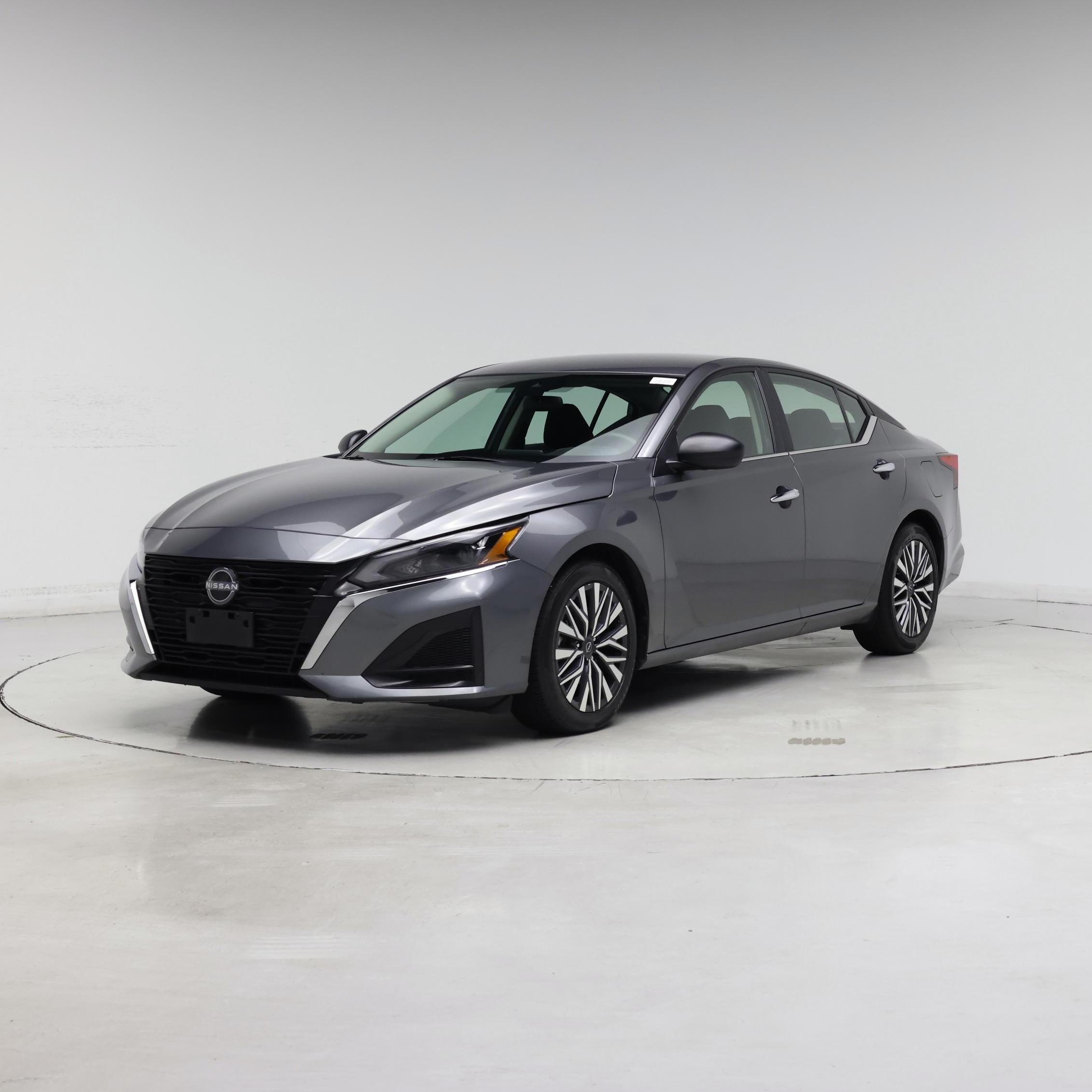 Thumbnail: 2025 Nissan Altima - 4