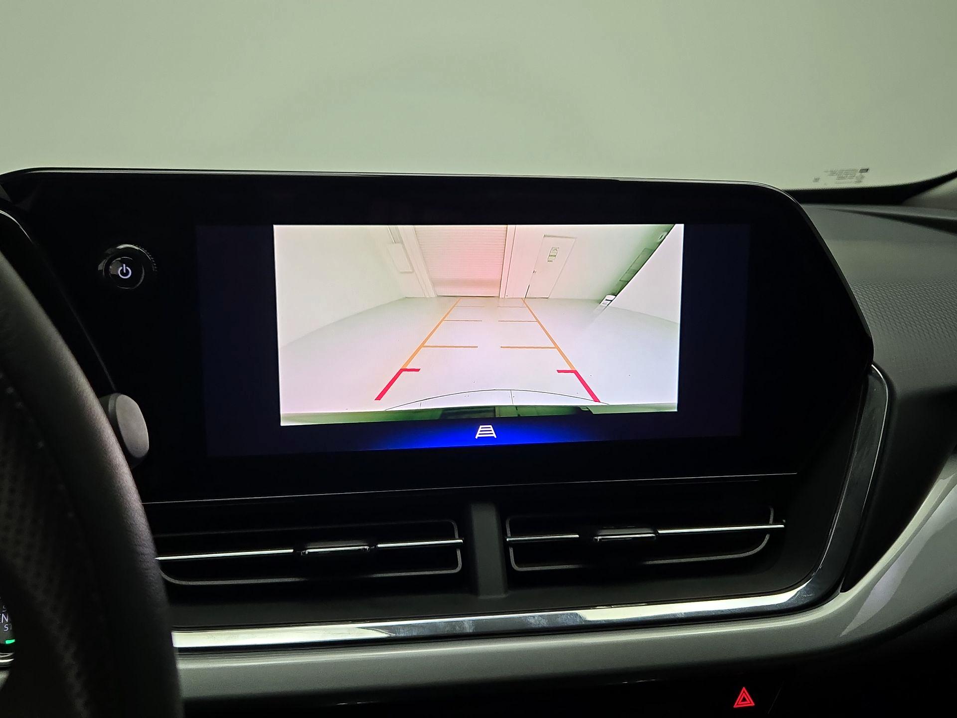 Thumbnail: 2025 Chevrolet Trax - 14