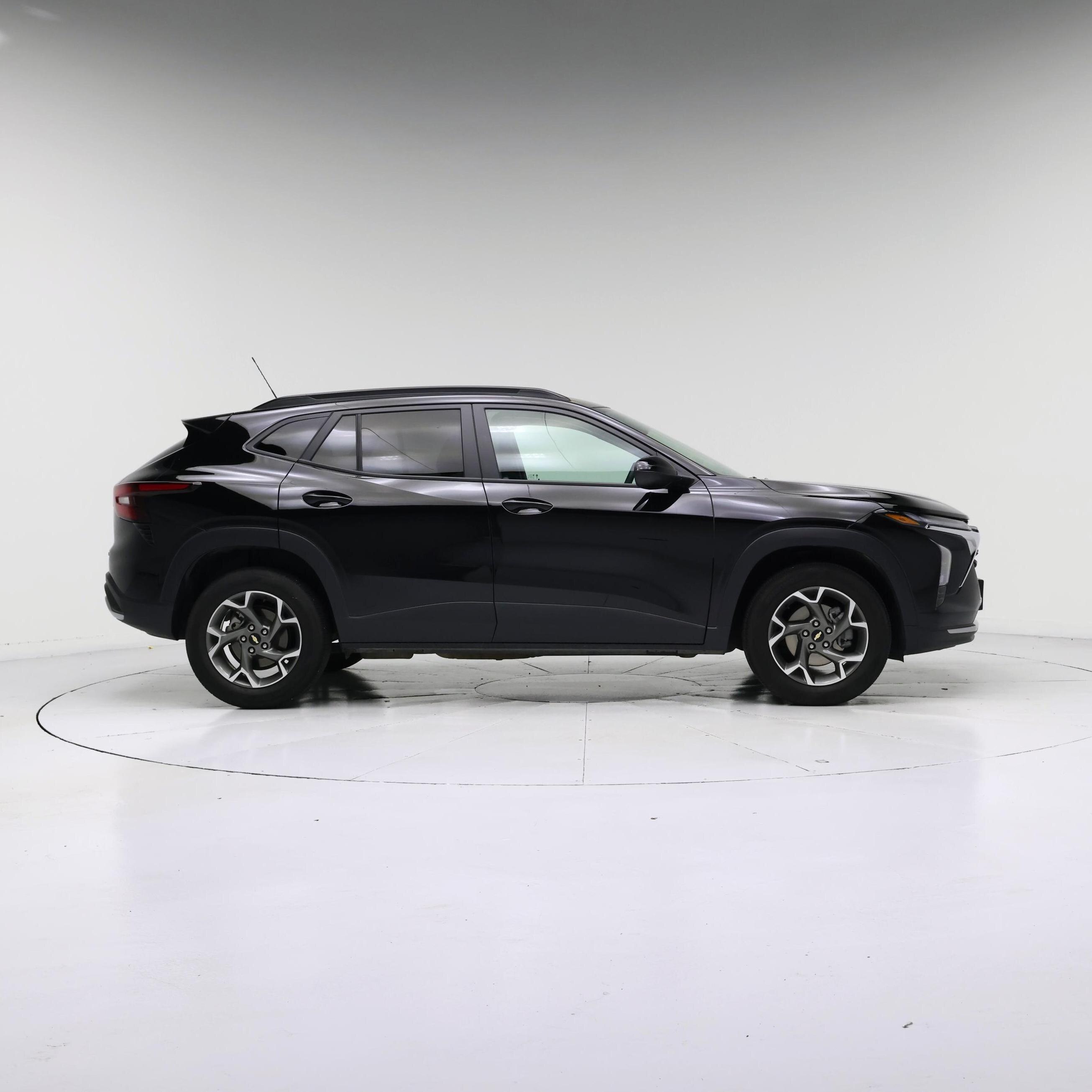 Thumbnail: 2025 Chevrolet Trax - 7