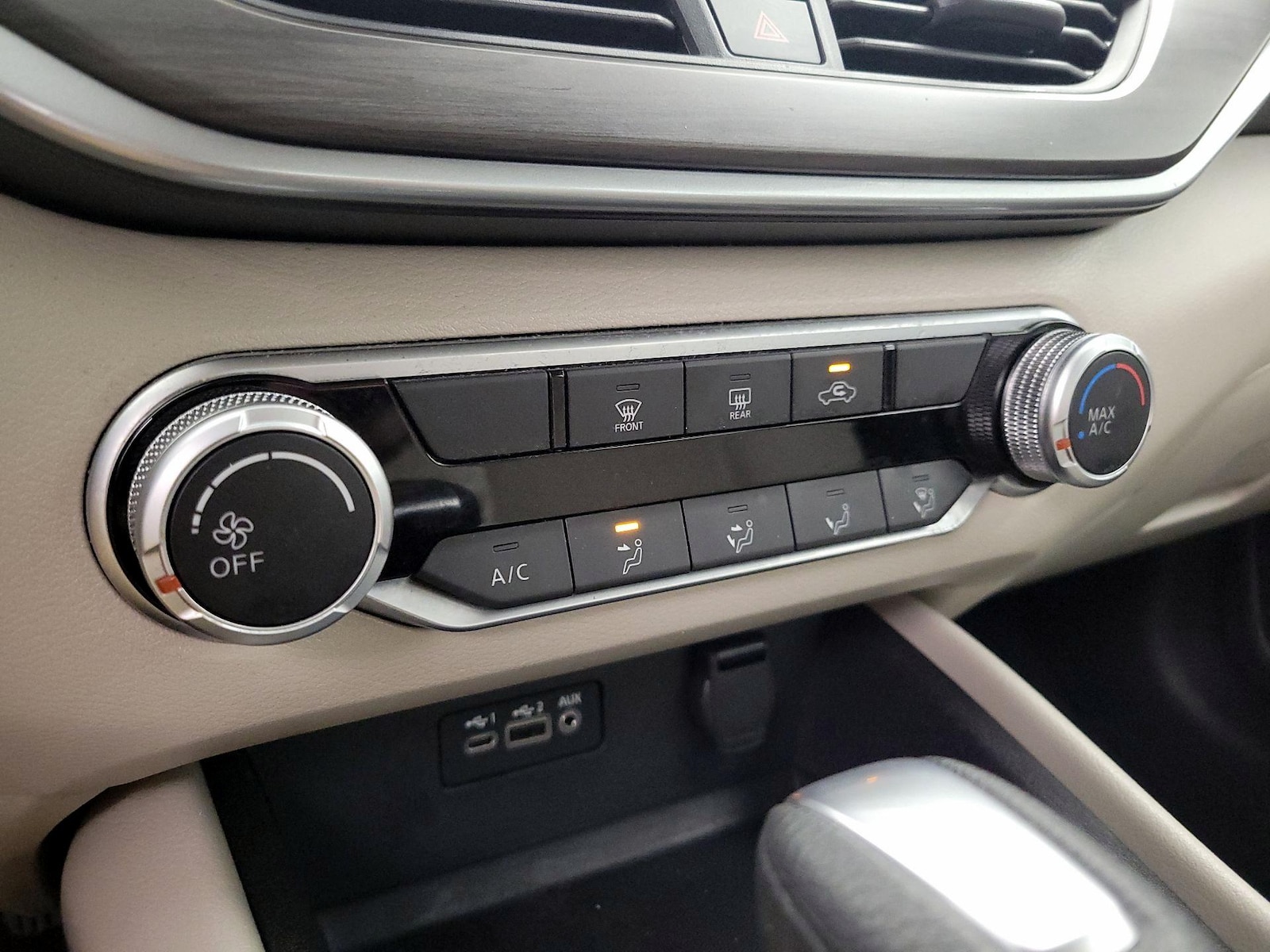 2025 Nissan Altima SV - Photo 17