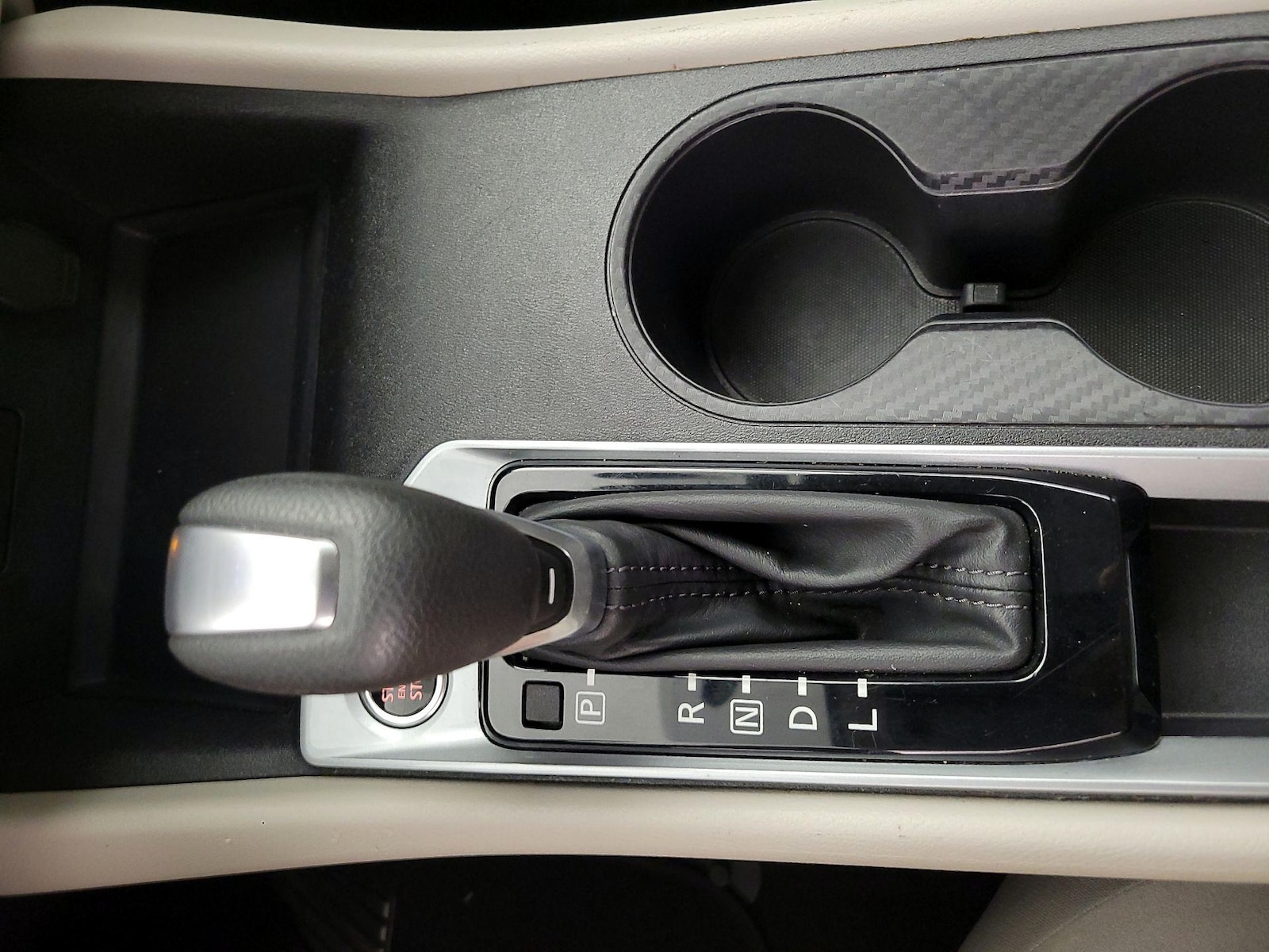 2025 Nissan Altima SV - Photo 18