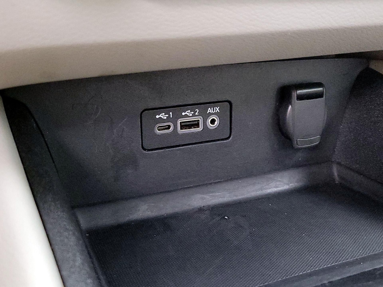 2025 Nissan Altima SV - Photo 19