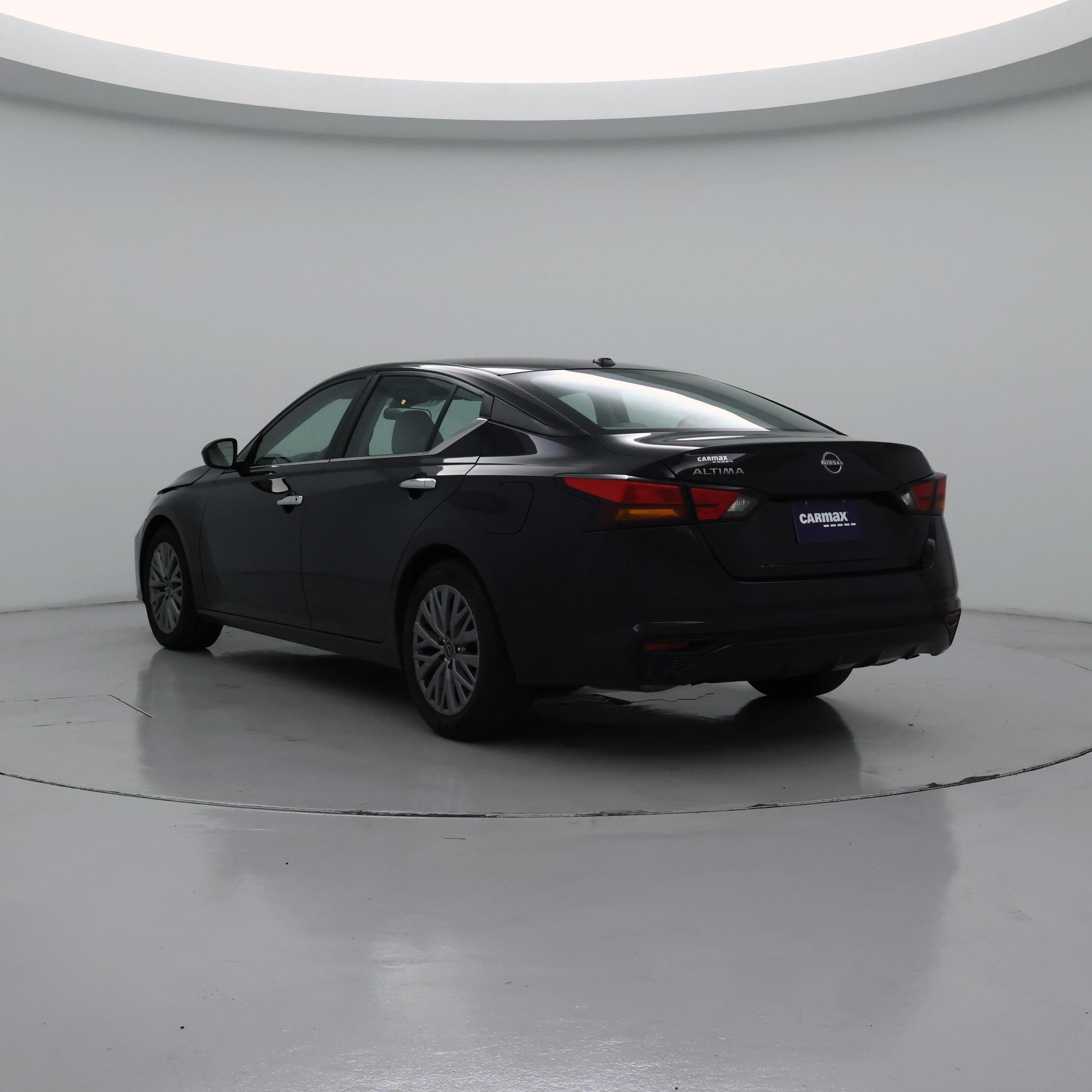 Thumbnail: 2025 Nissan Altima - 2