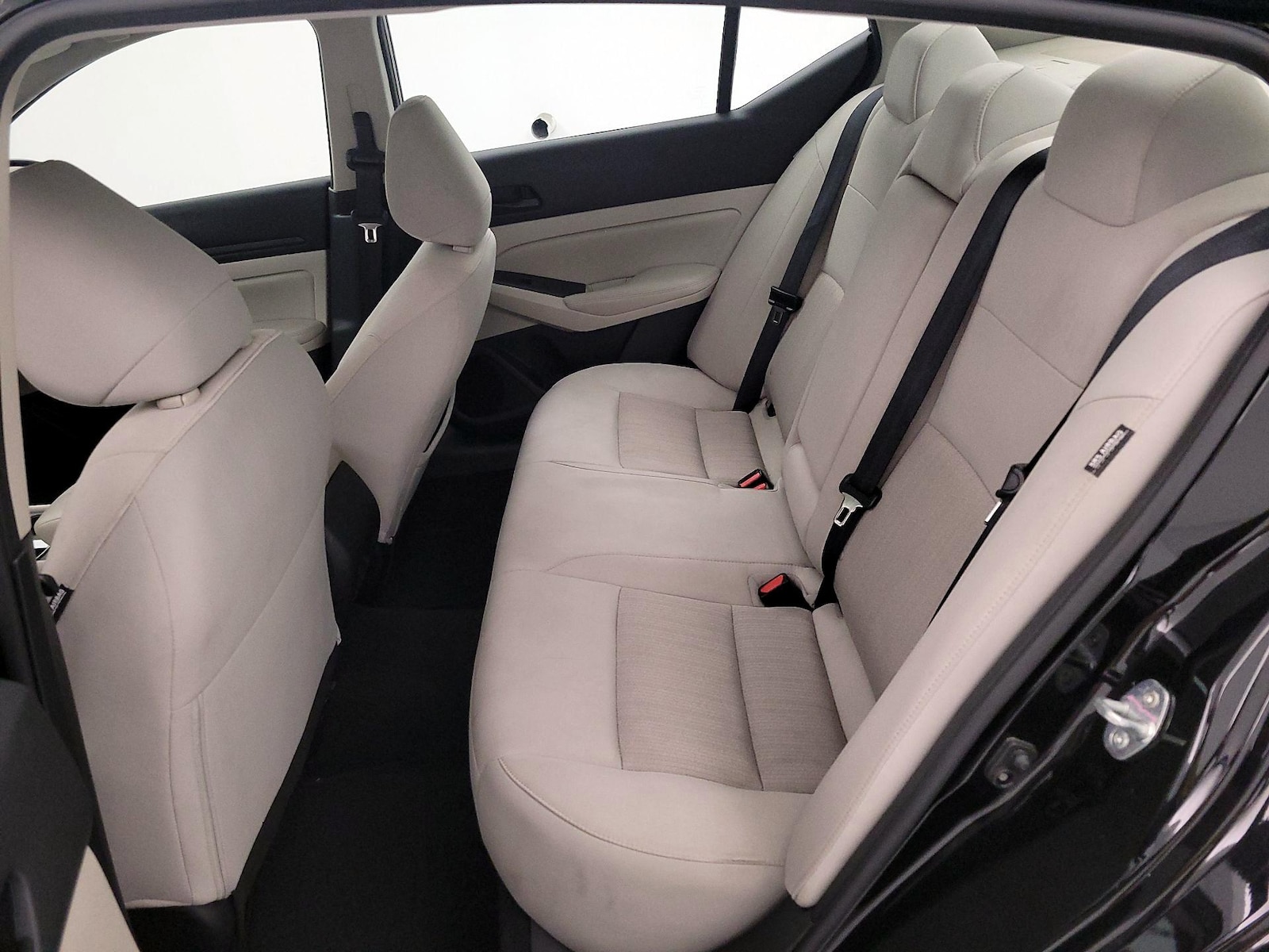 2025 Nissan Altima SV - Photo 20