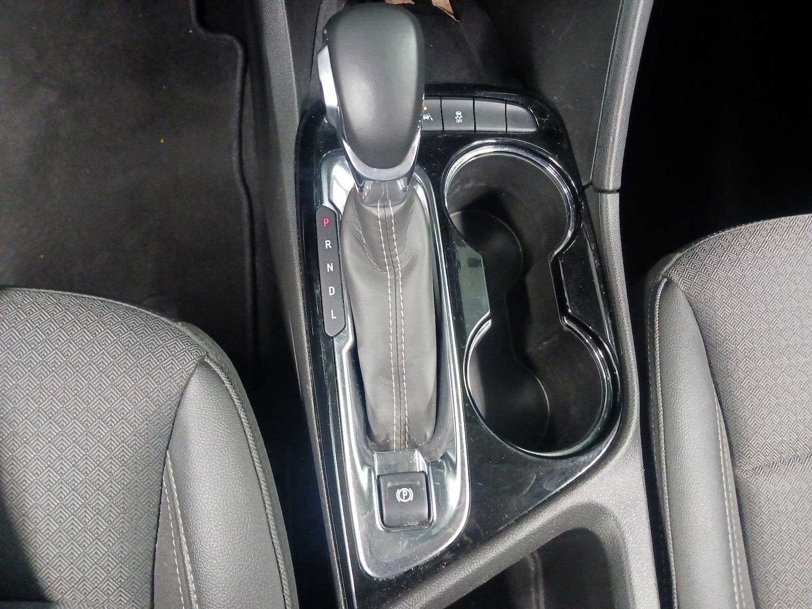 2025 Buick Encore GX Preferred - Photo 18