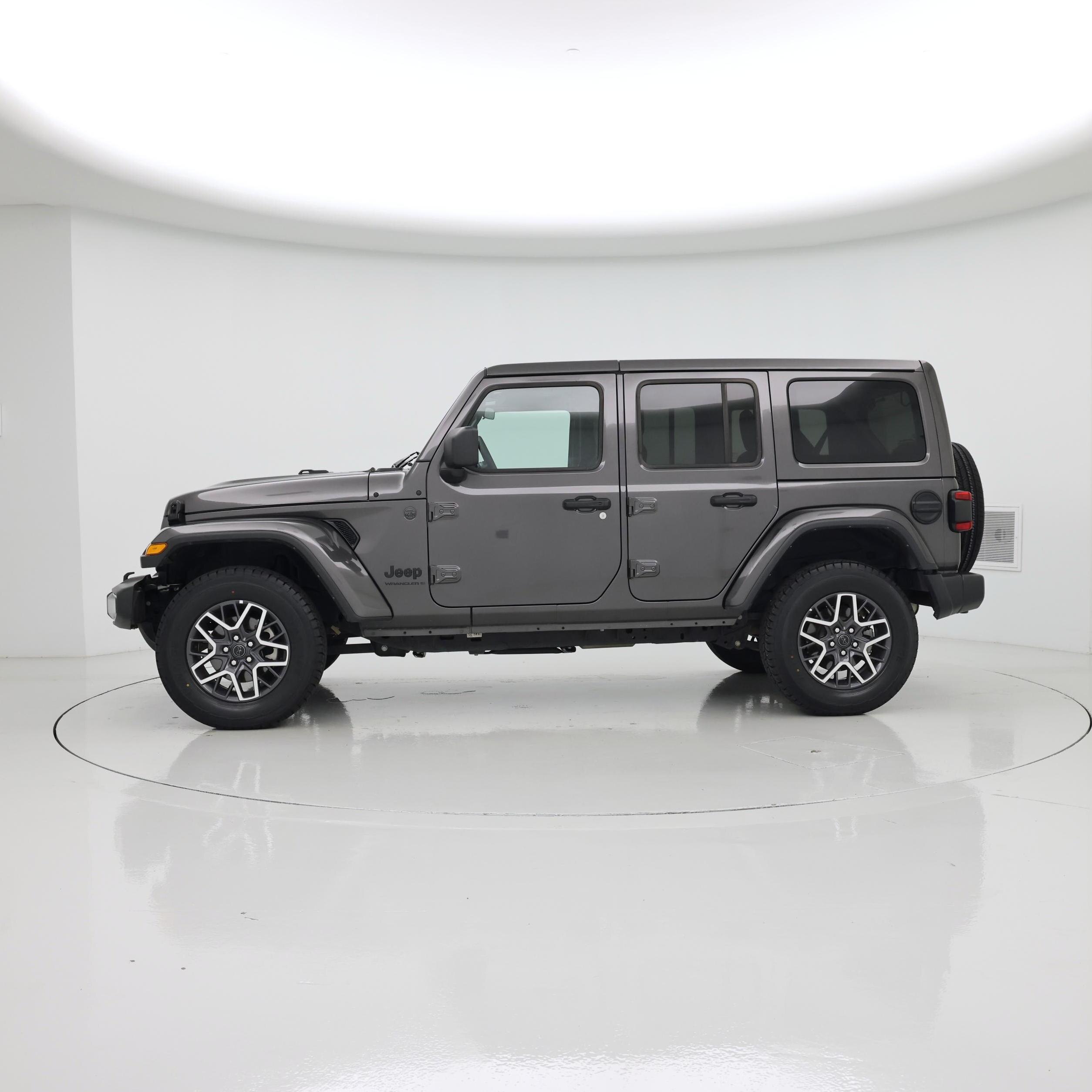 Thumbnail: 2025 Jeep Wrangler - 3