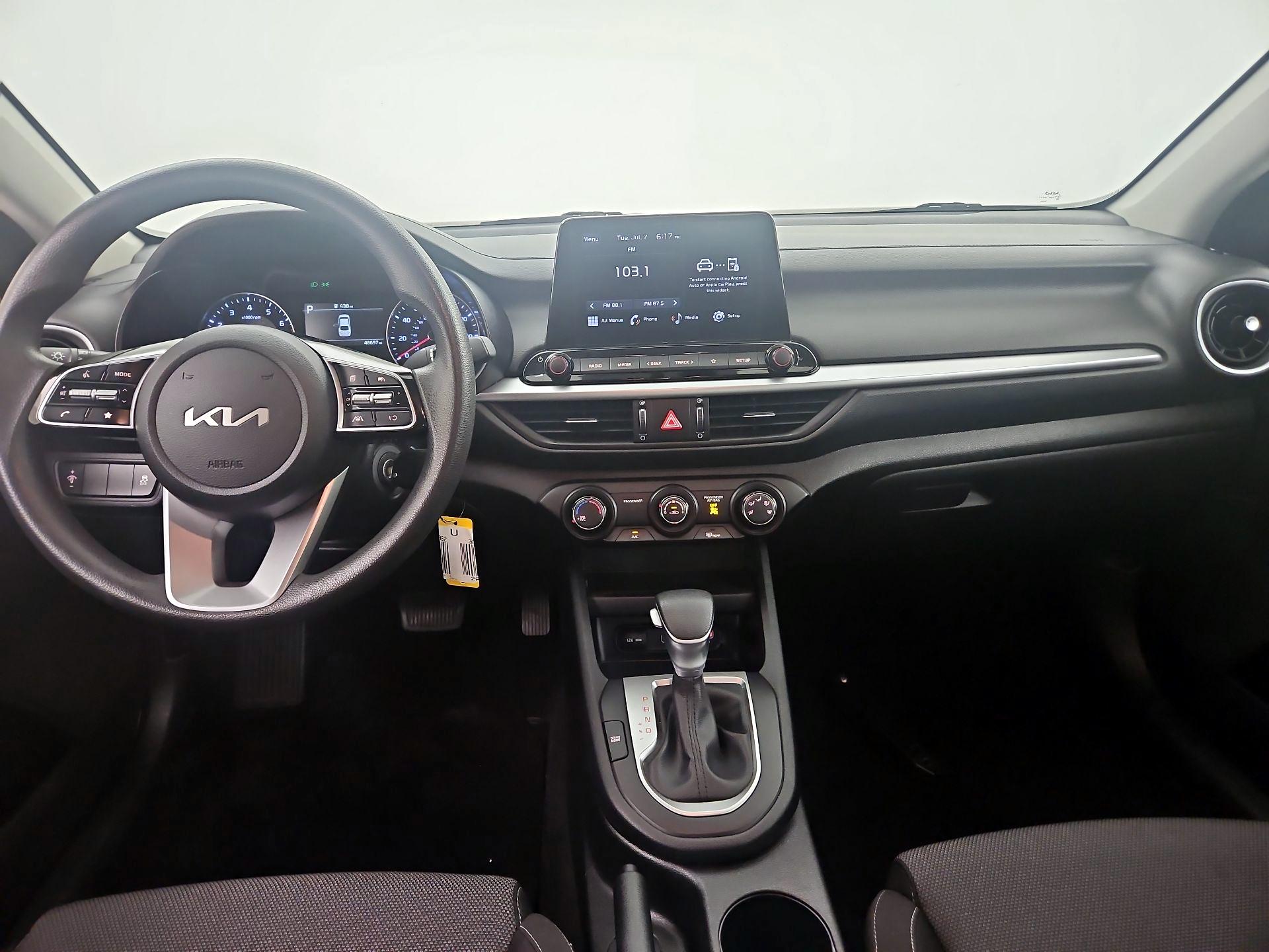 Thumbnail: 2024 Kia Forte - 9