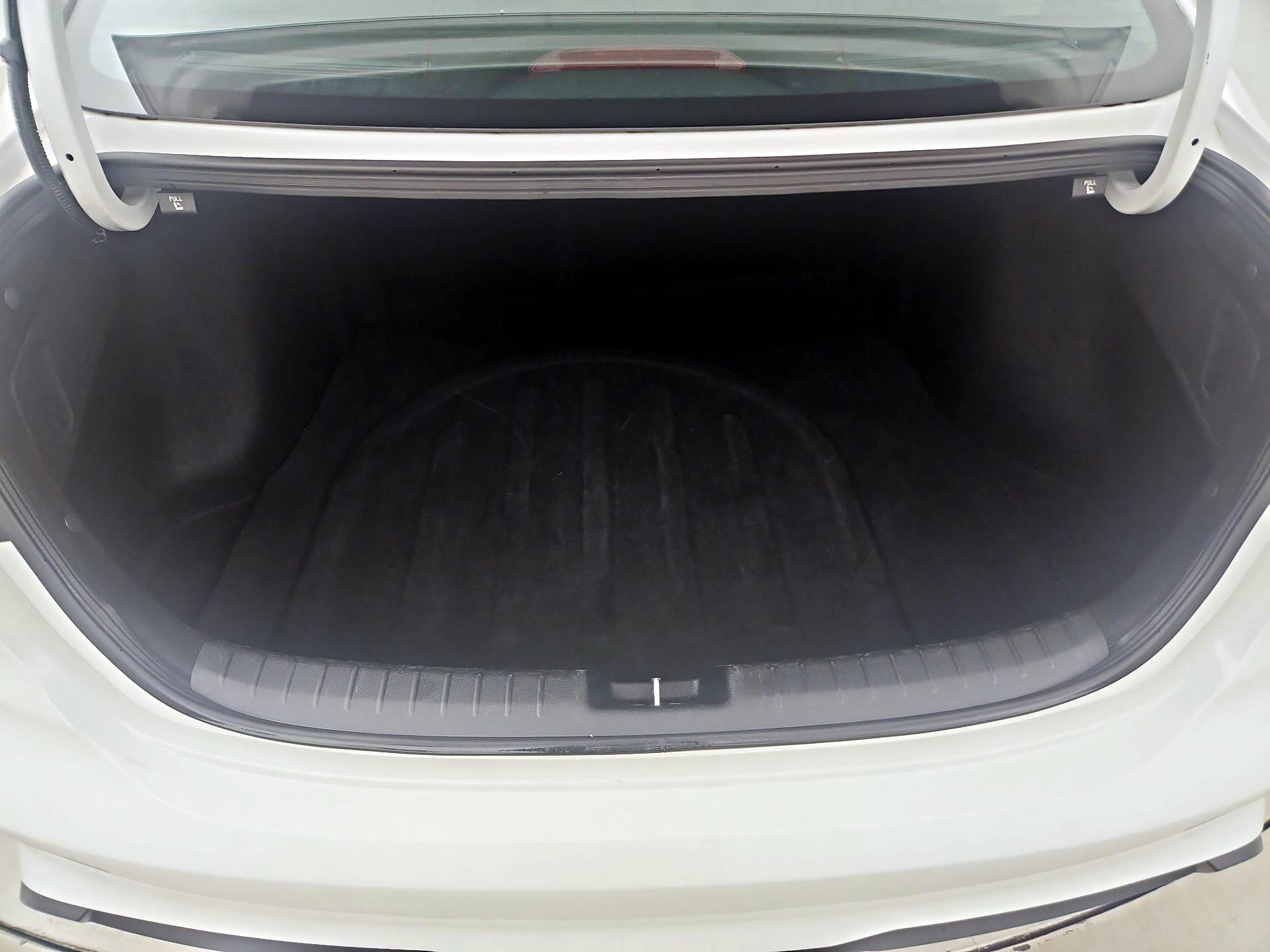 Thumbnail: 2024 Kia Forte - 20
