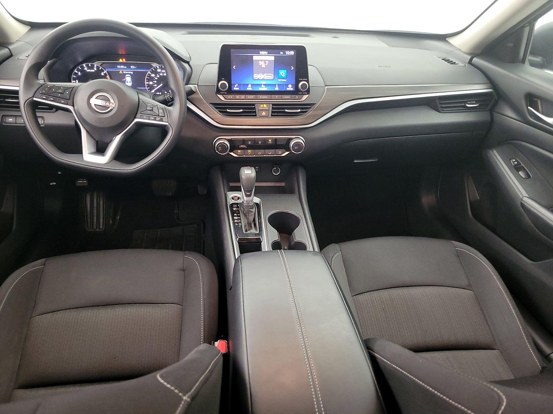 Thumbnail: 2025 Nissan Altima - 9