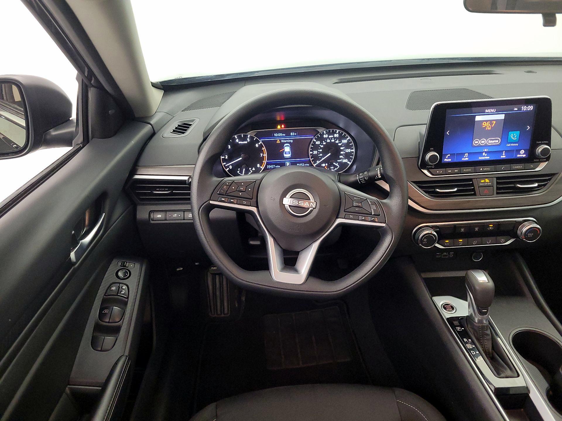 Thumbnail: 2025 Nissan Altima - 10