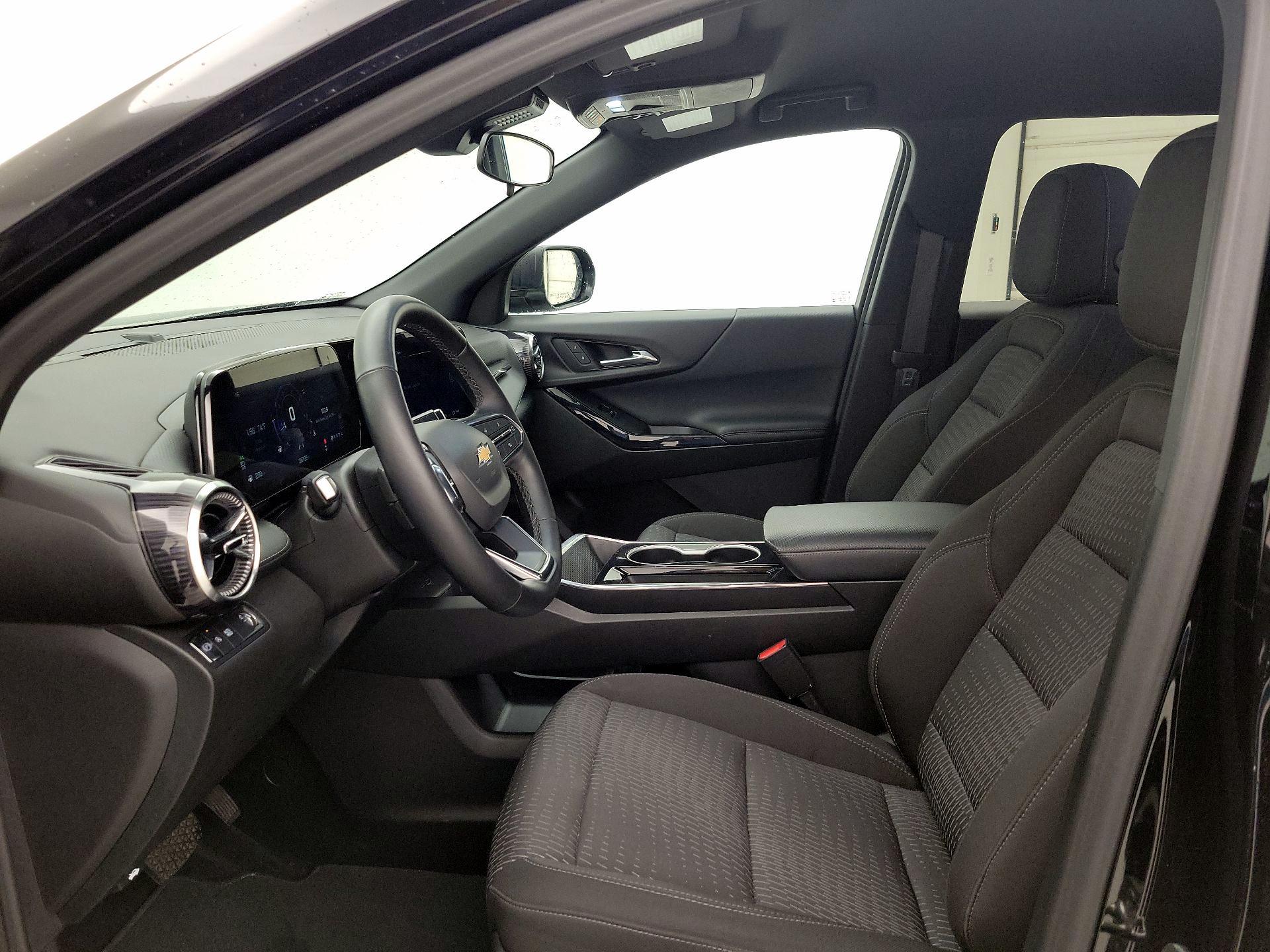 Thumbnail: 2025 Chevrolet Equinox - 11