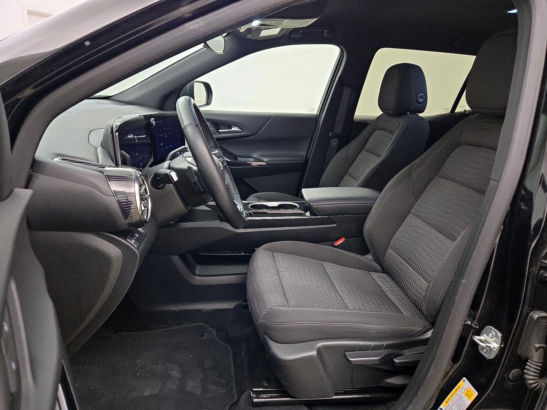 Thumbnail: 2025 Chevrolet Equinox - 11