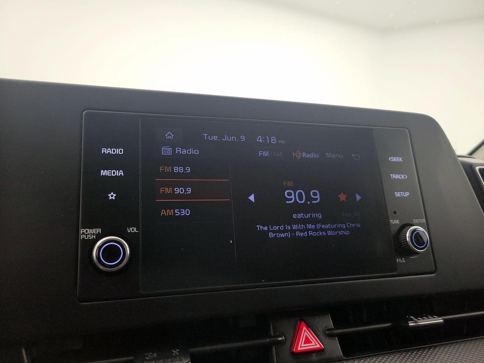 2025 Kia Sportage LX - Photo 16
