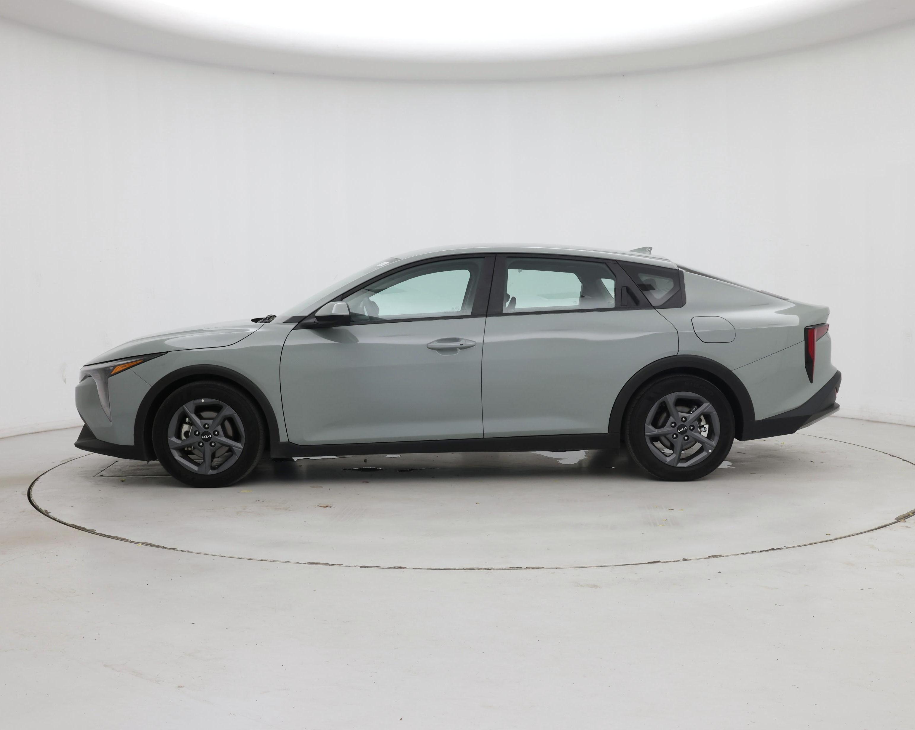 Thumbnail: 2025 Kia K4 - 3