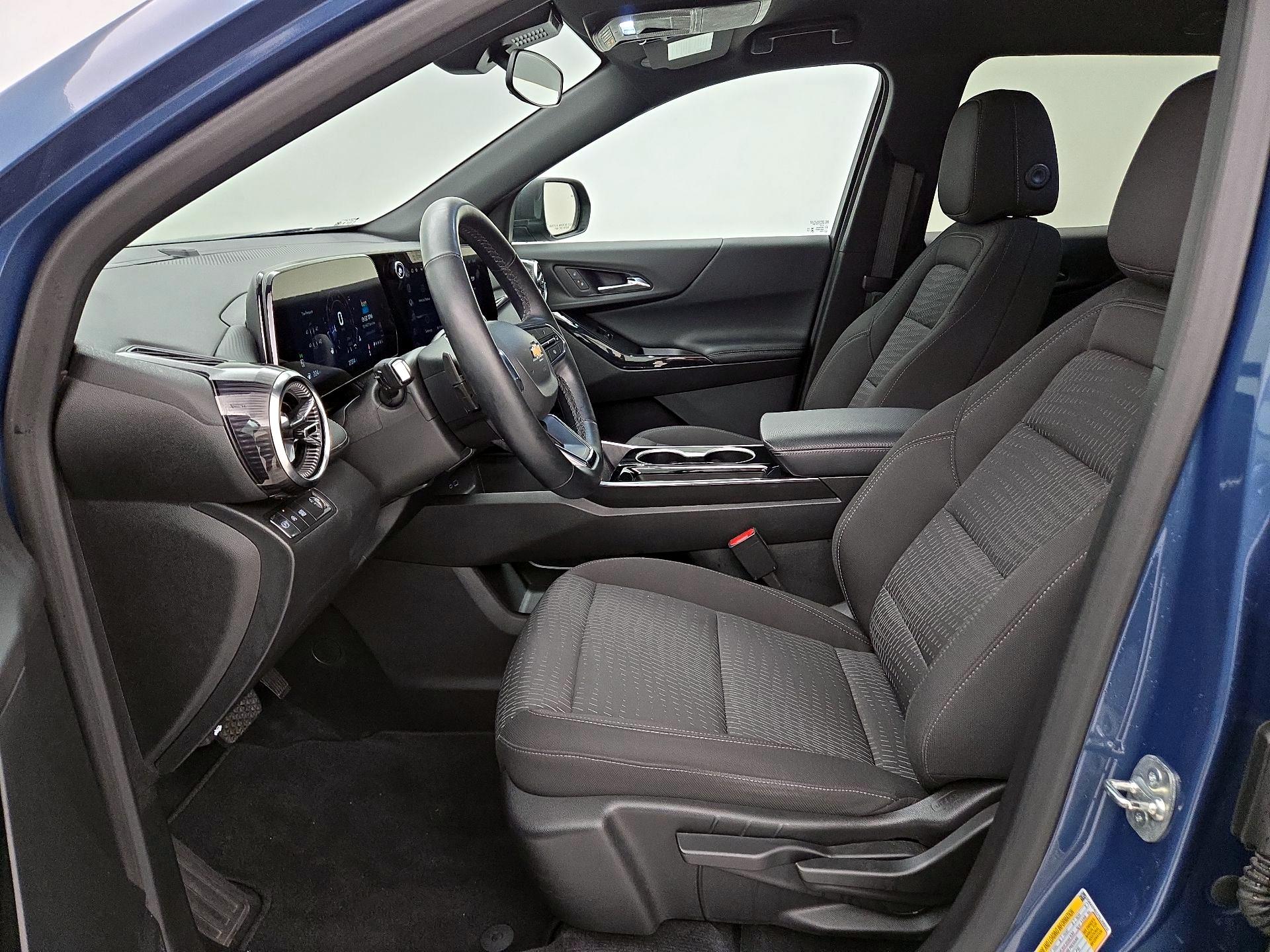 Thumbnail: 2025 Chevrolet Equinox - 11