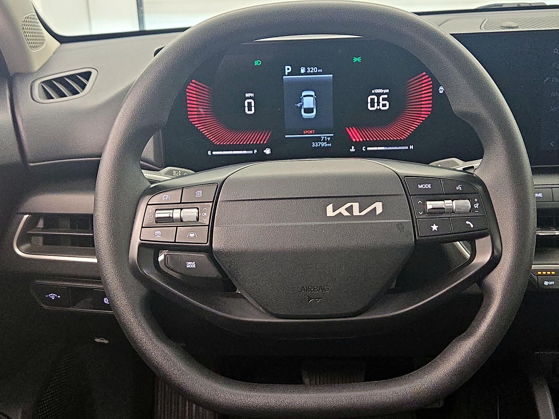 Thumbnail: 2025 Kia K4 - 10
