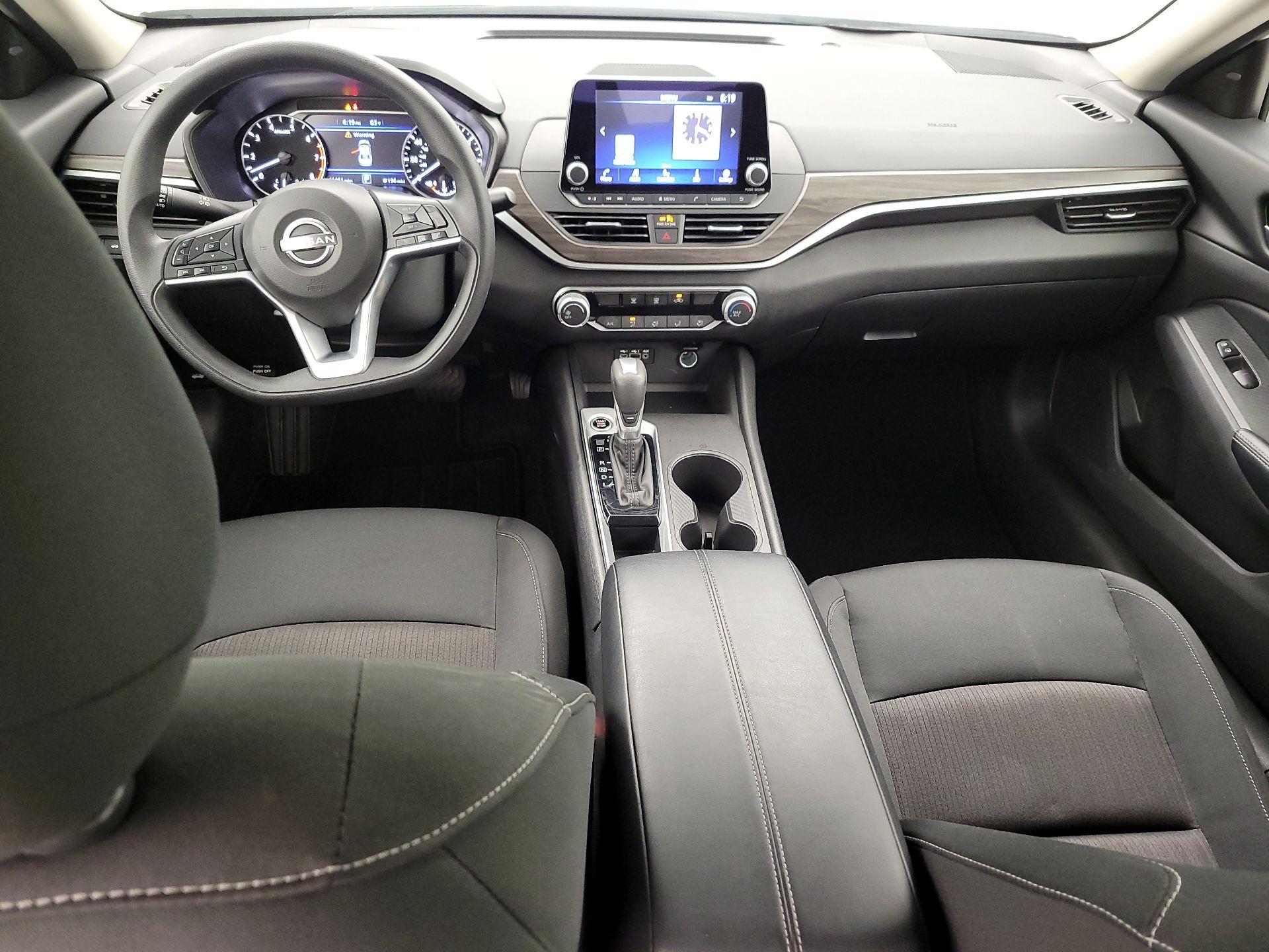 Thumbnail: 2025 Nissan Altima - 9