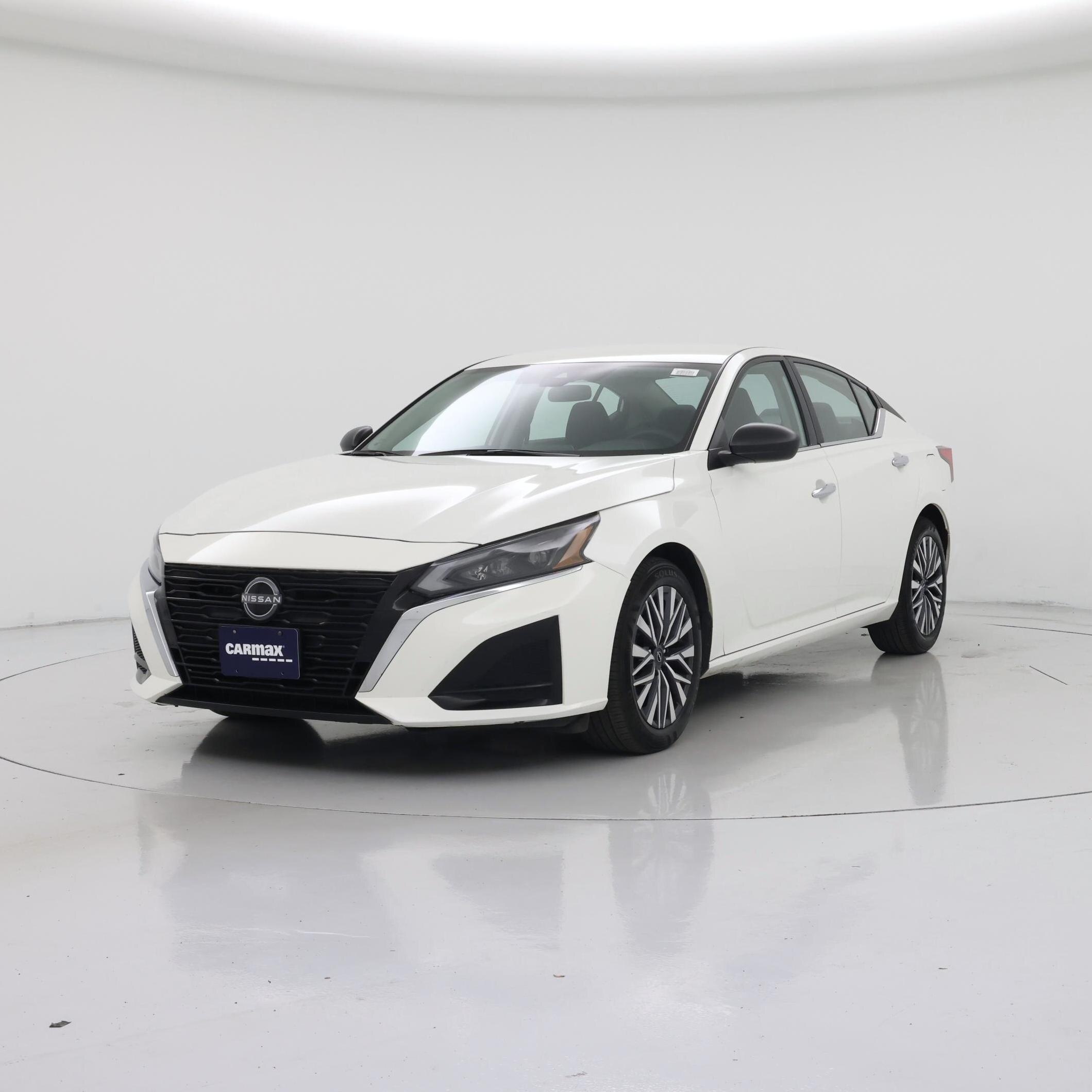 Thumbnail: 2025 Nissan Altima - 4