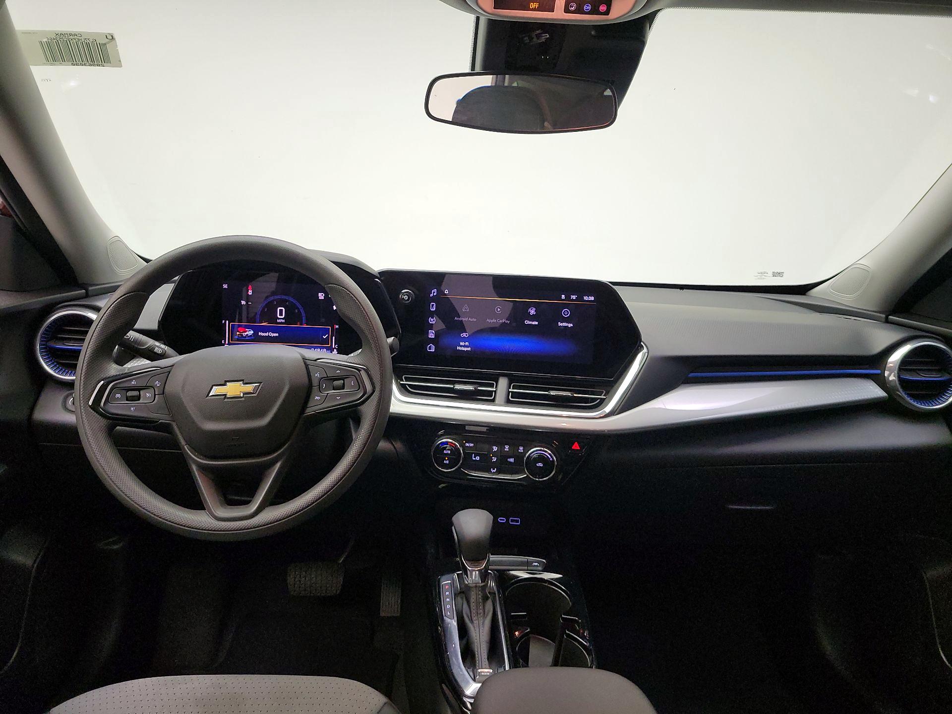 Thumbnail: 2025 Chevrolet Trax - 9