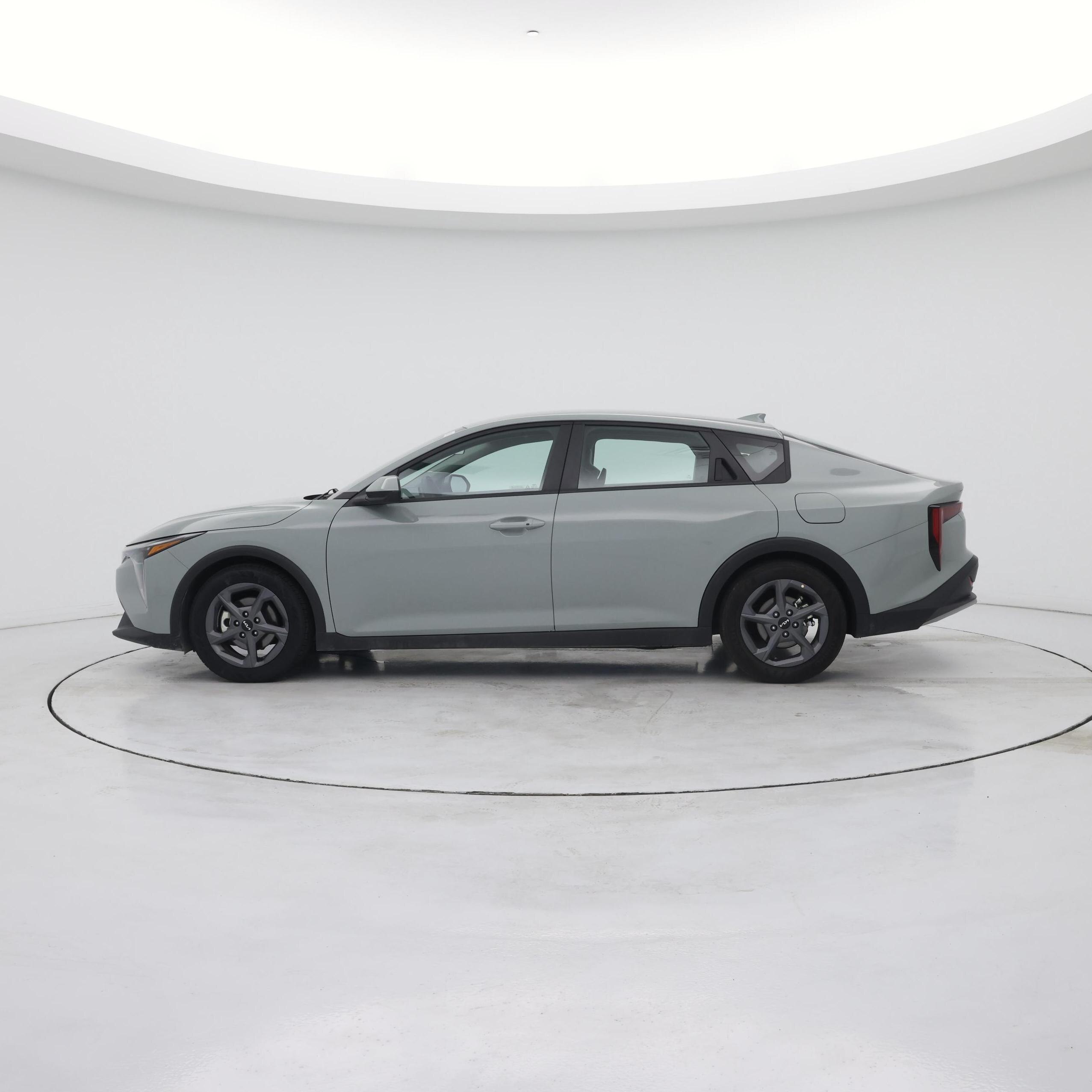 Thumbnail: 2025 Kia K4 - 3