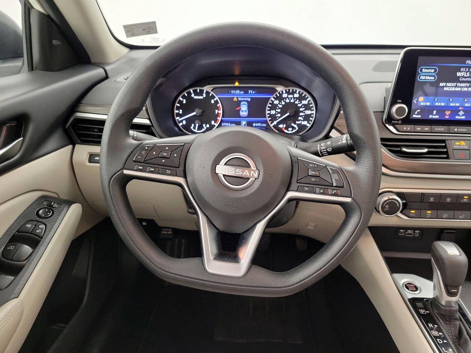 Thumbnail: 2025 Nissan Altima - 10