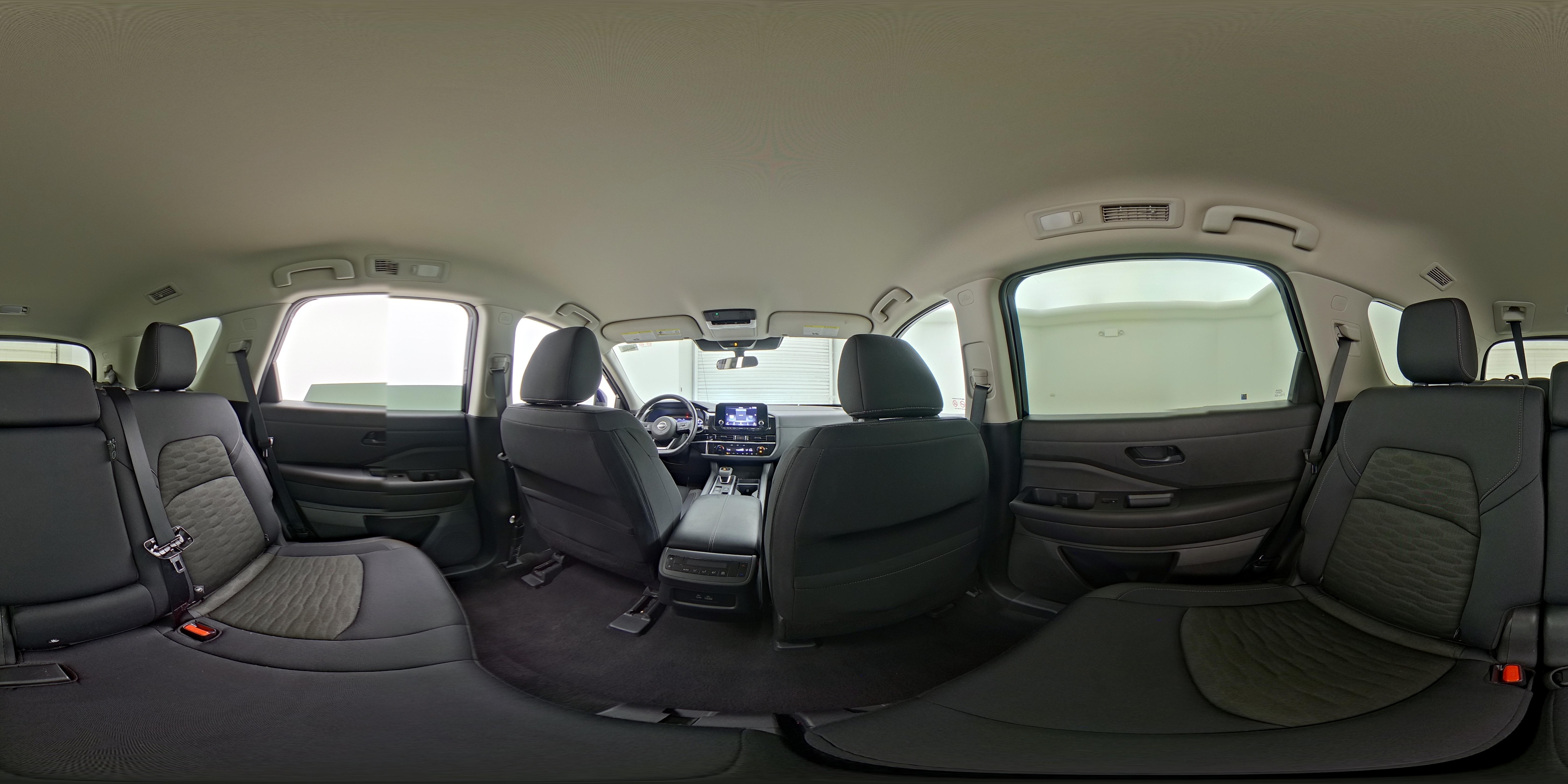 2025 Nissan Pathfinder SV - Photo 22