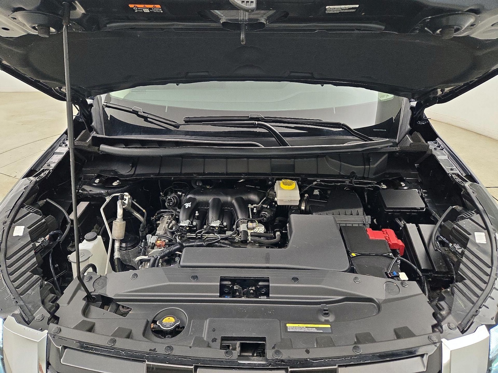 2025 Nissan Pathfinder SV - Photo 19