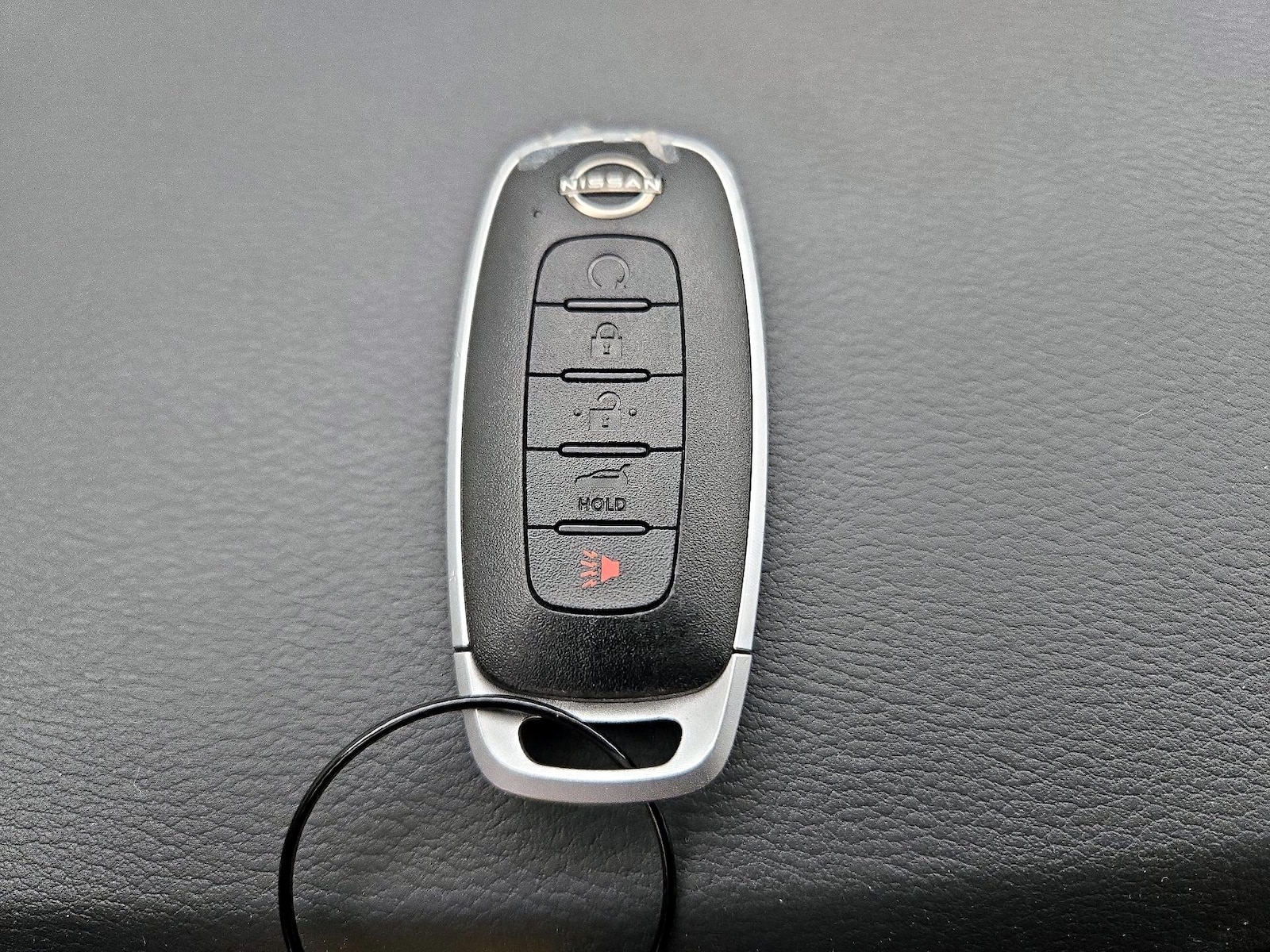 2025 Nissan Pathfinder SV - Photo 20