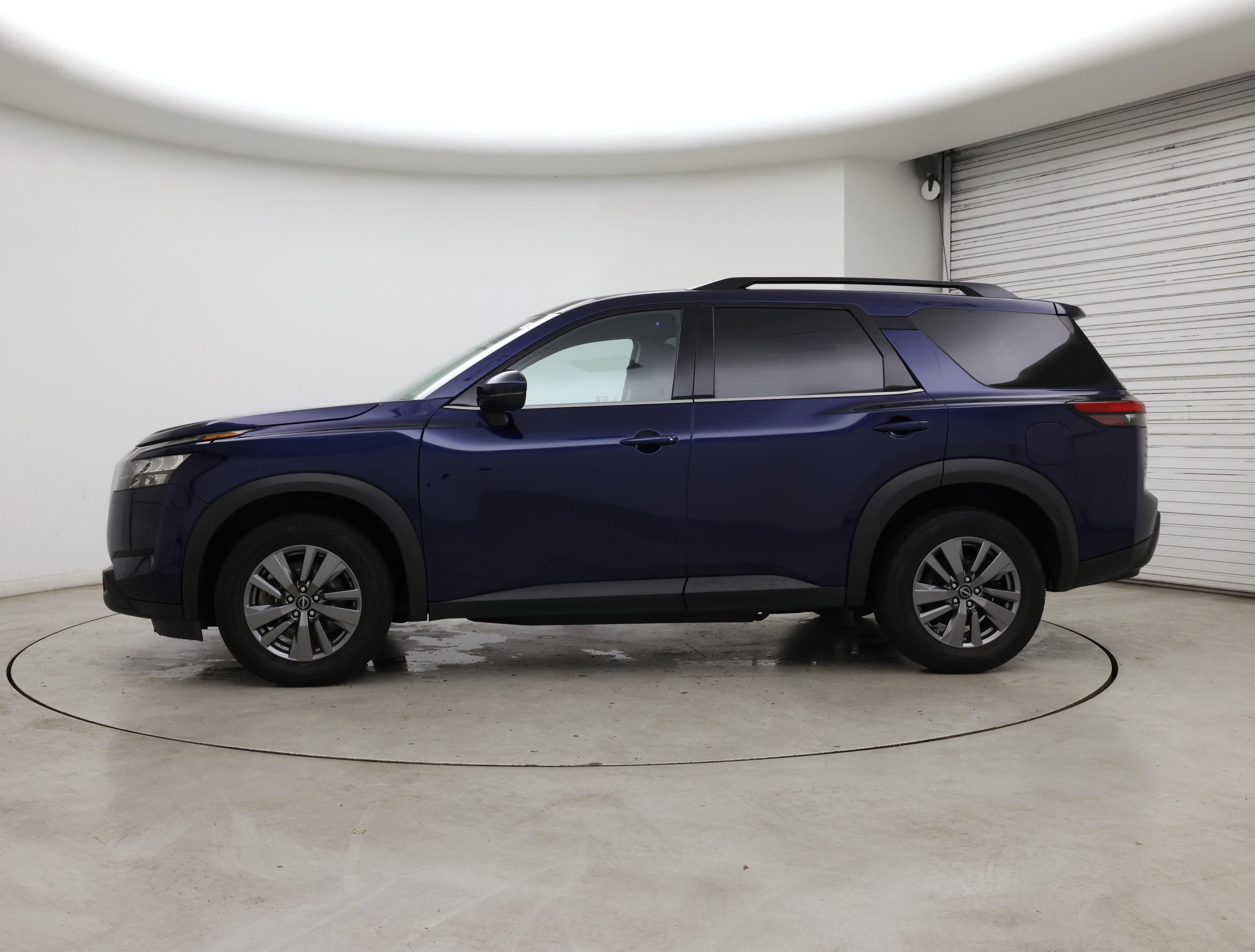 Thumbnail: 2025 Nissan Pathfinder - 3
