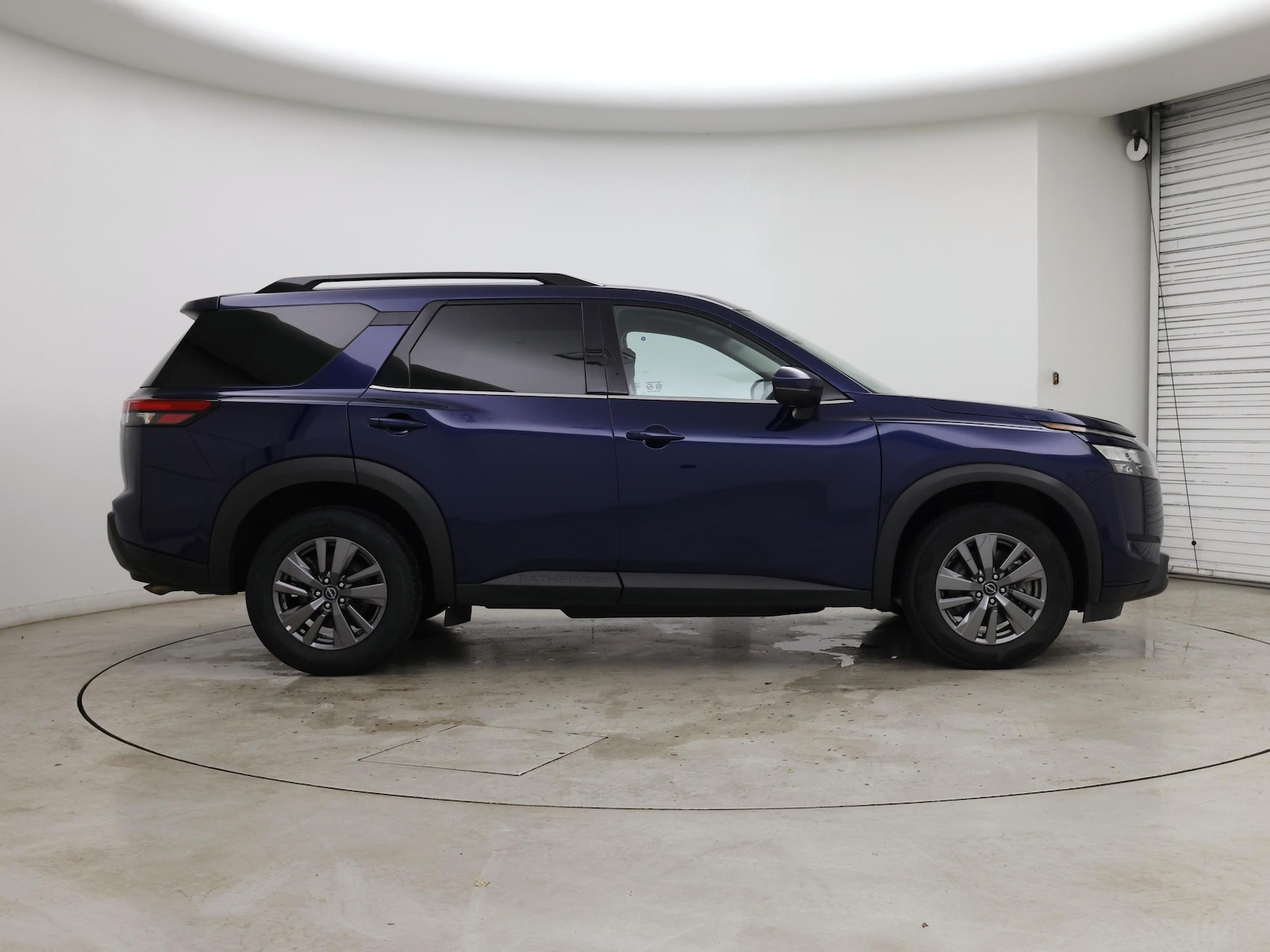 2025 Nissan Pathfinder SV - Photo 8
