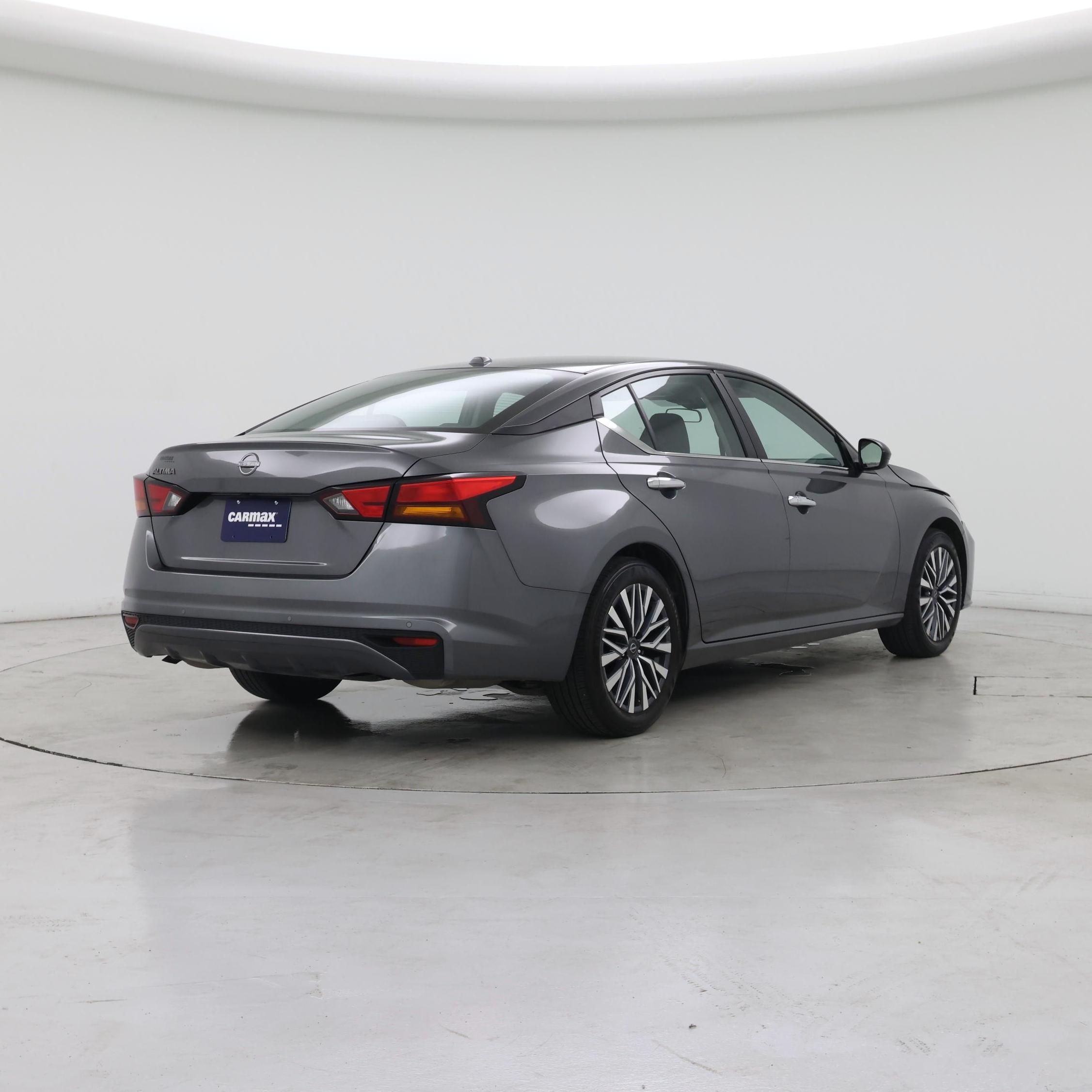 Thumbnail: 2025 Nissan Altima - 8