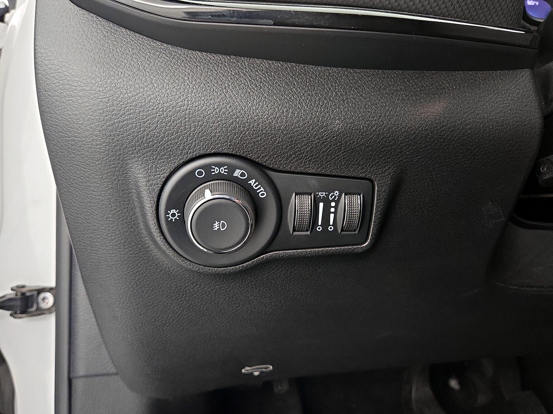 Thumbnail: 2025 Jeep Compass - 13