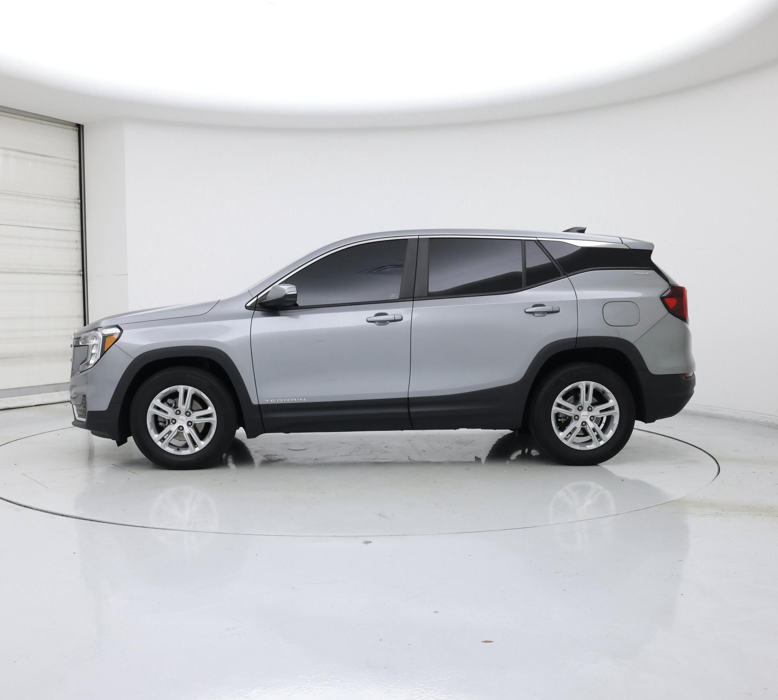 Thumbnail: 2024 GMC Terrain - 3