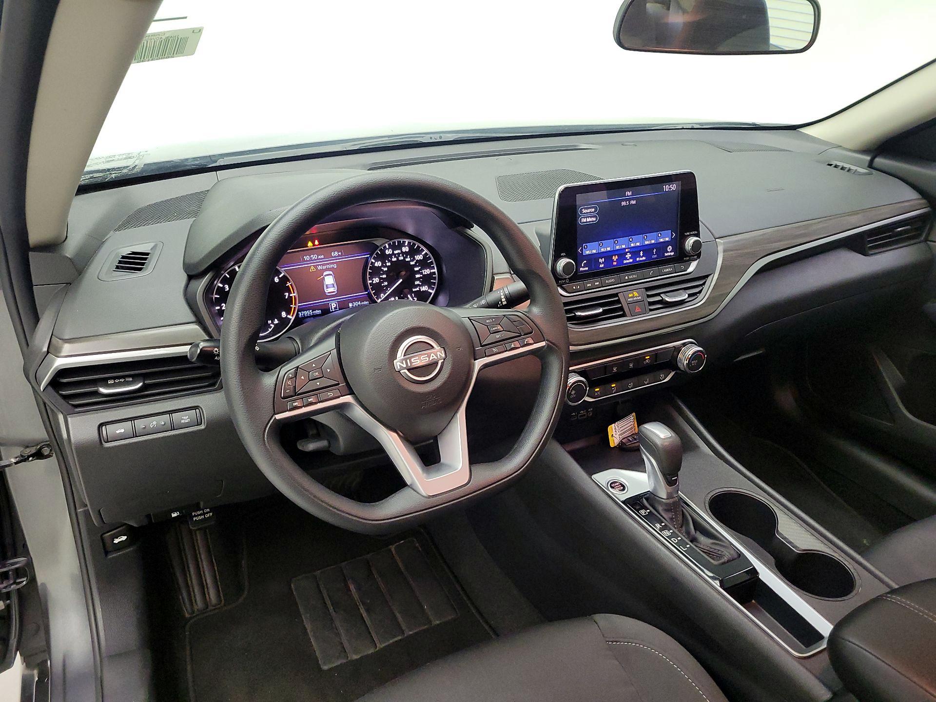 Thumbnail: 2025 Nissan Altima - 9