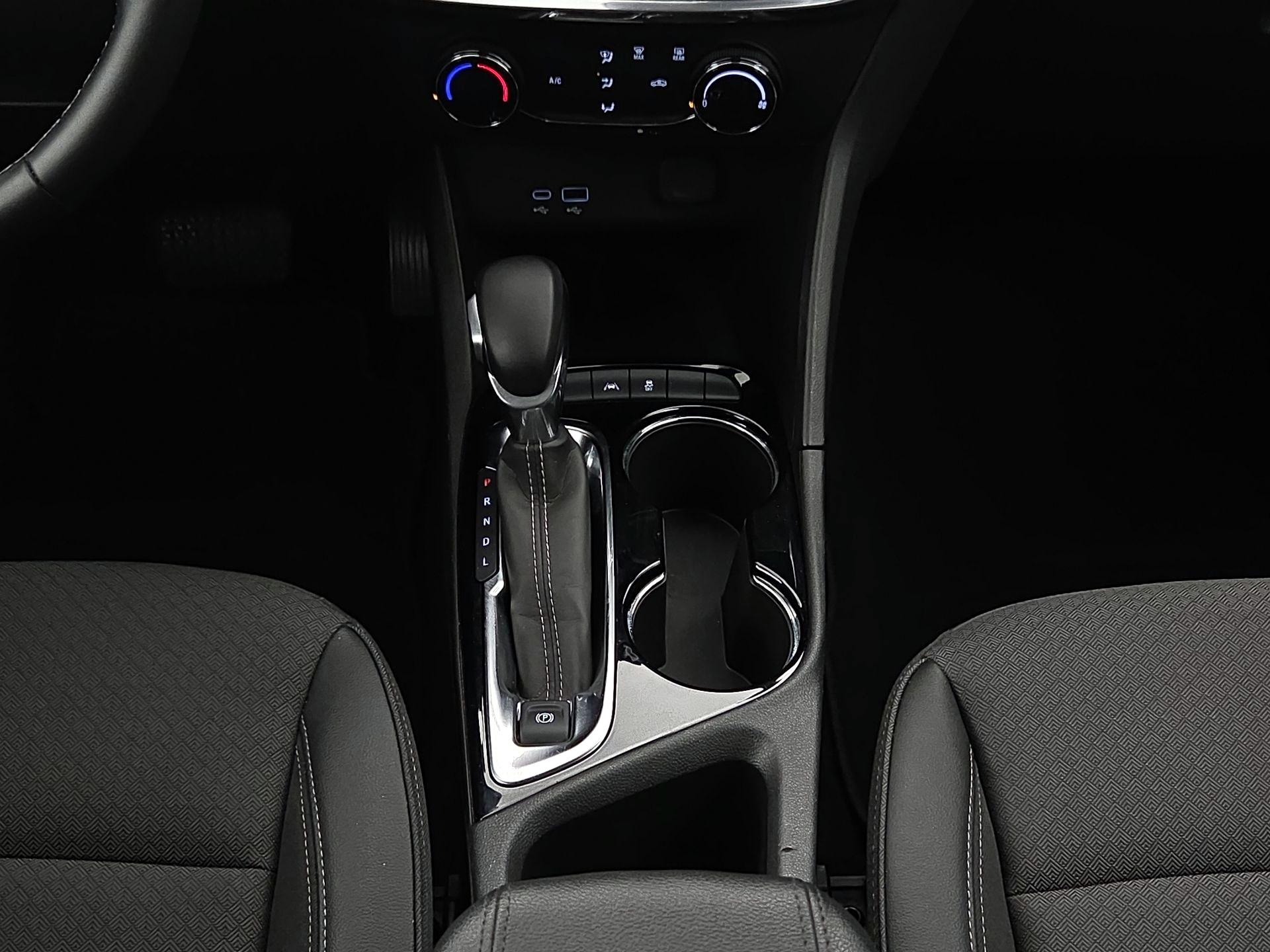 Thumbnail: 2025 Buick Encore GX - 17