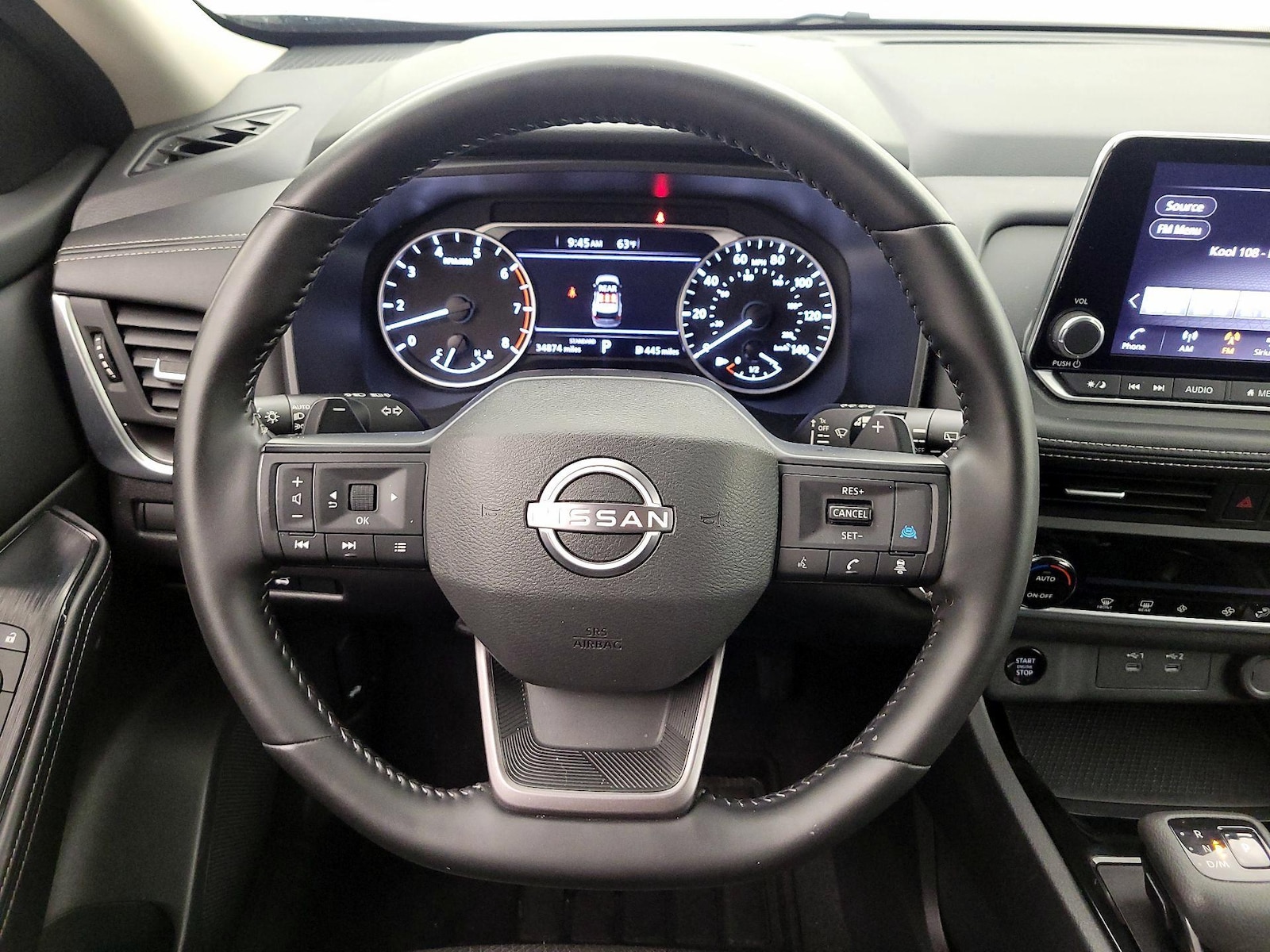 2025 Nissan Rogue SV - Photo 11