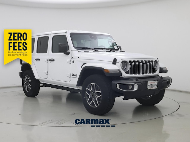 White 2025 Jeep Wrangler Sahara 4-Door 4WD SUV / Crossover Four-Wheel Drive Automatic