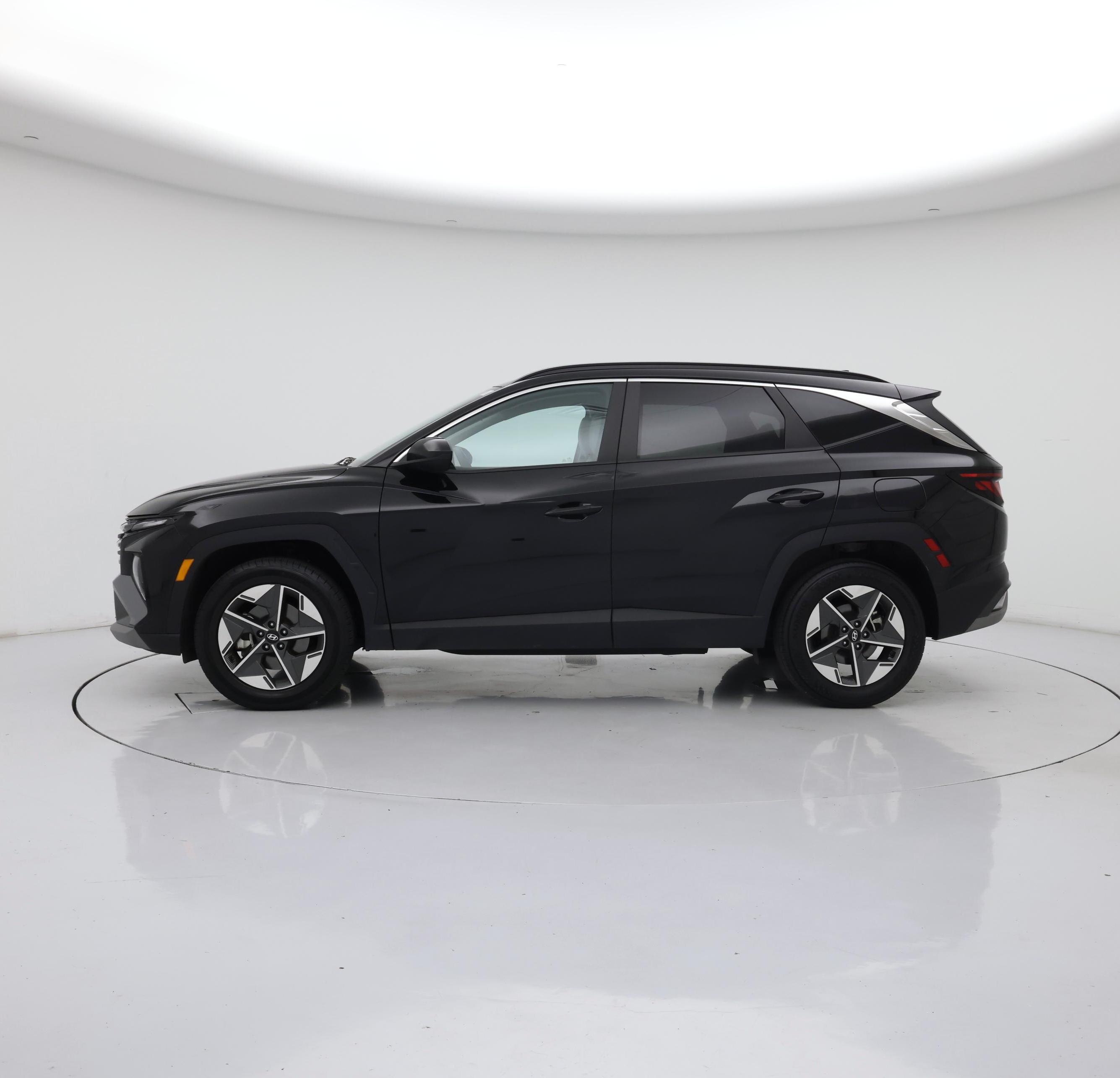 Thumbnail: 2025 Hyundai Tucson - 3