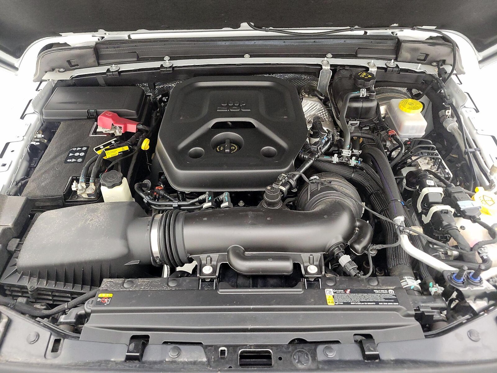 2025 Jeep Wrangler 4-Door Sahara - Photo 22