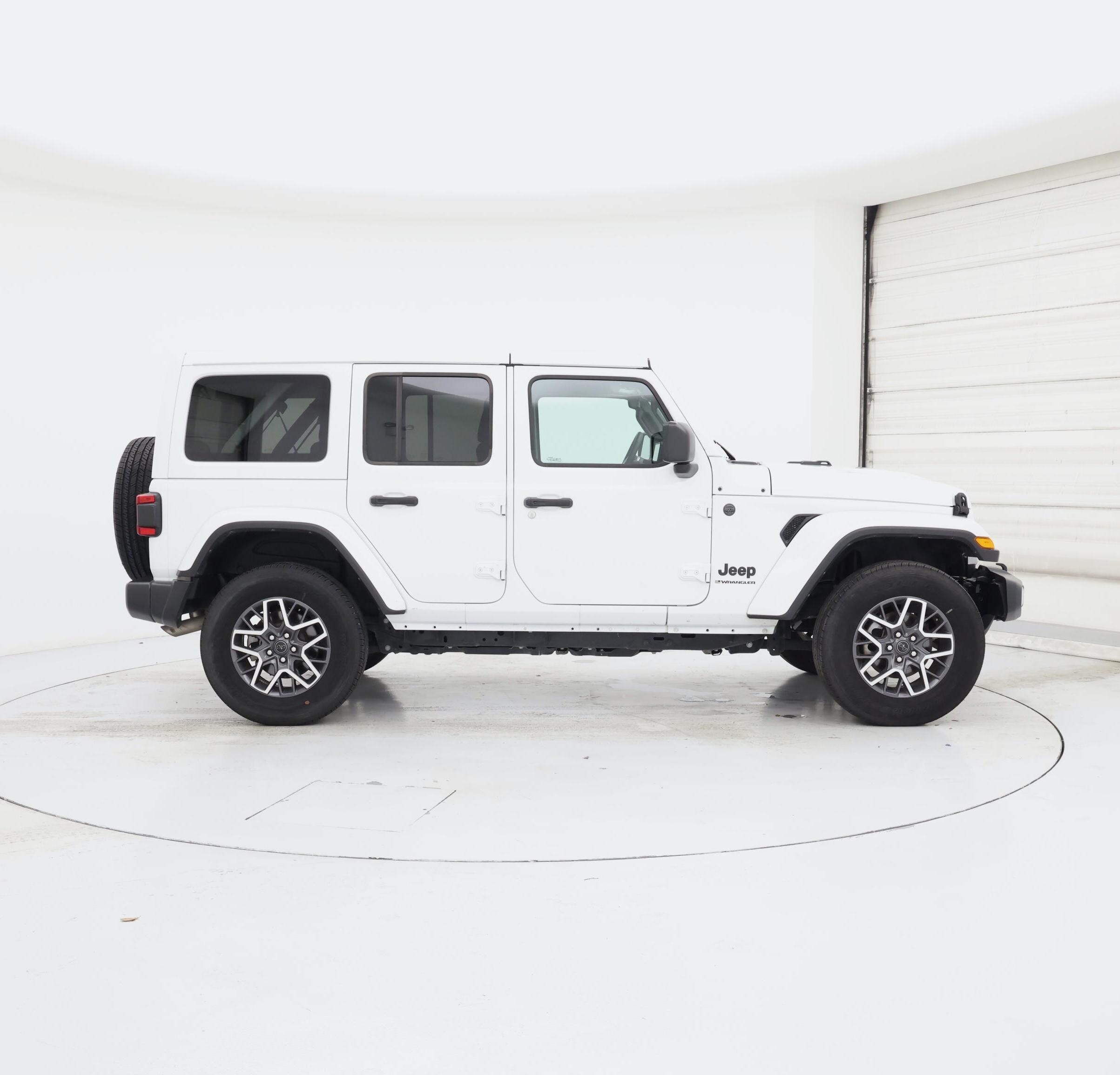 Thumbnail: 2025 Jeep Wrangler - 7